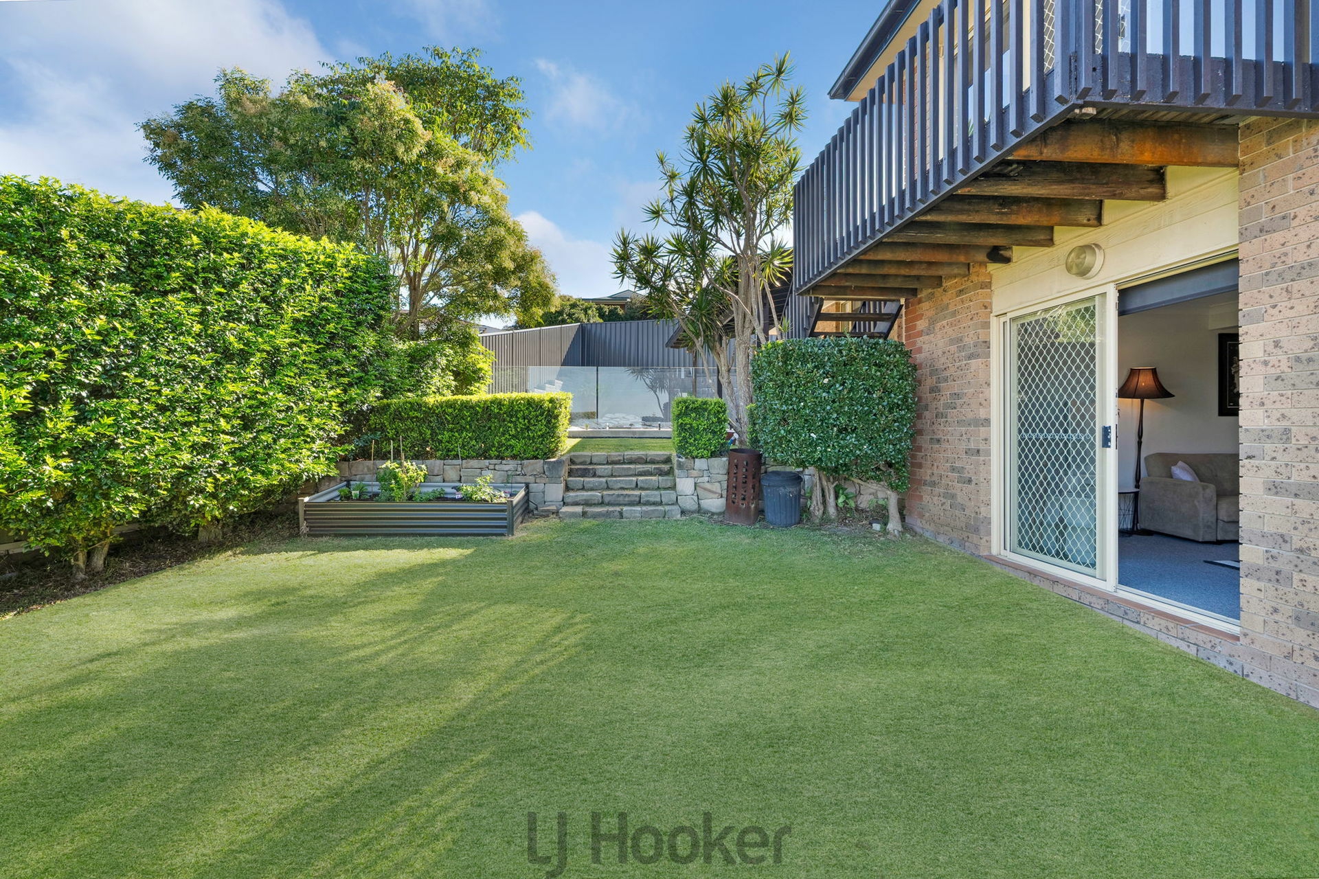 15 Sovereign Close, FLORAVILLE
