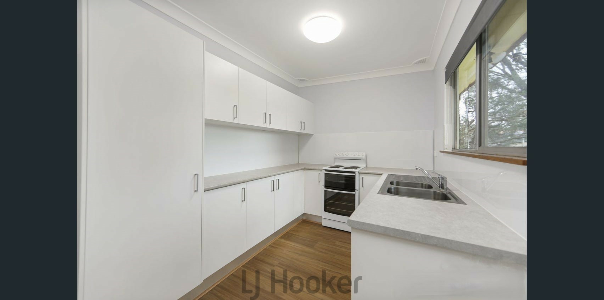 2 Rhodes Parade, WINDERMERE PARK
