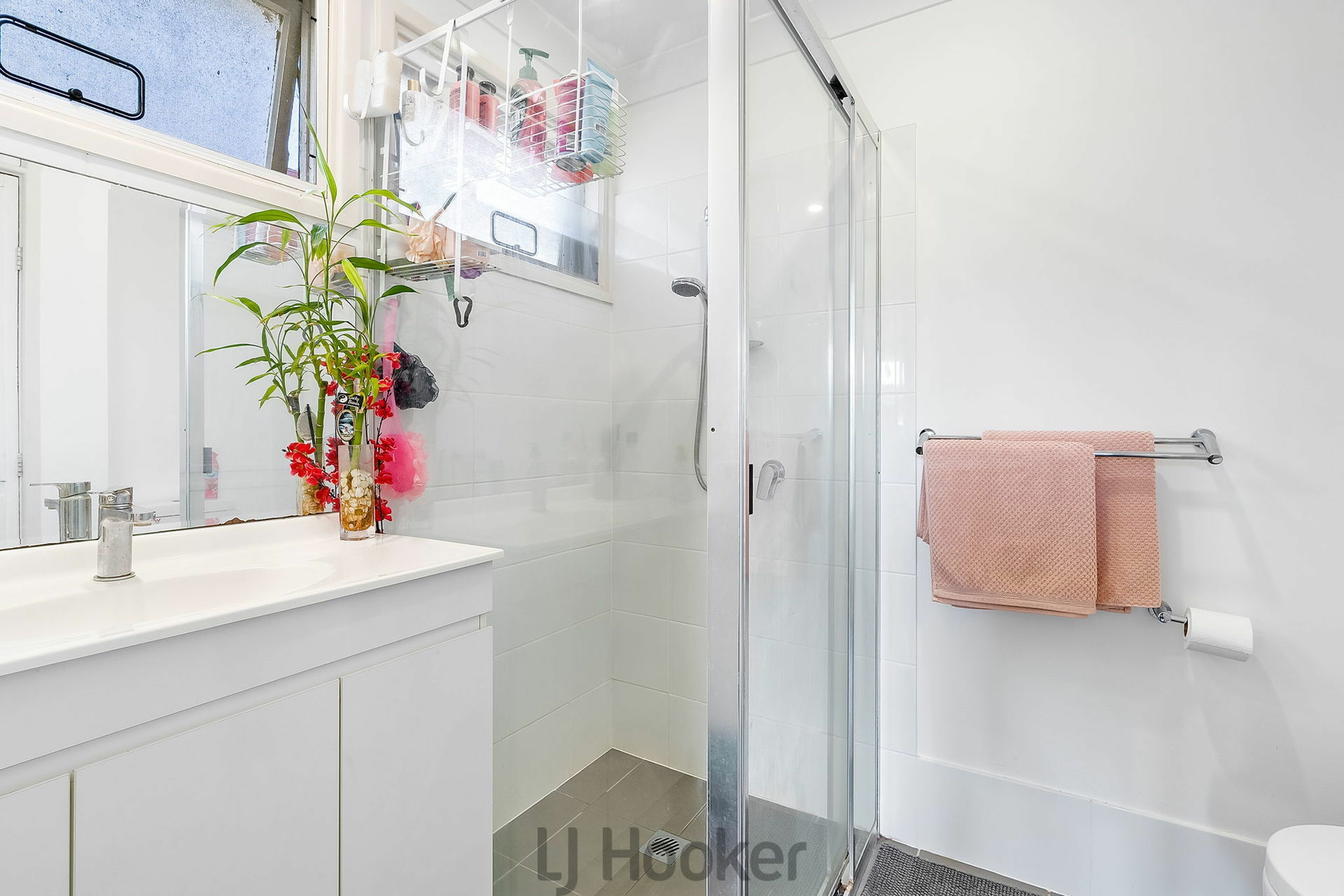45 Old Belmont Road, BELMONT NORTH