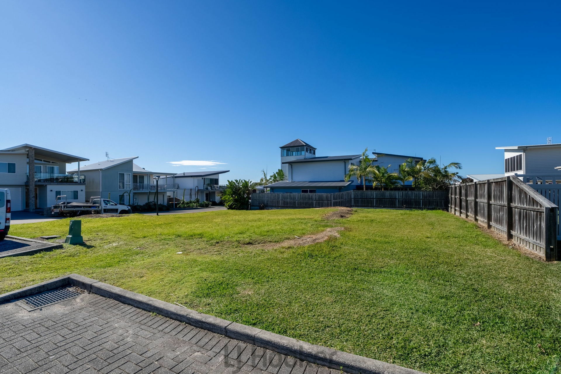 12 Village Grove, CAVES BEACH