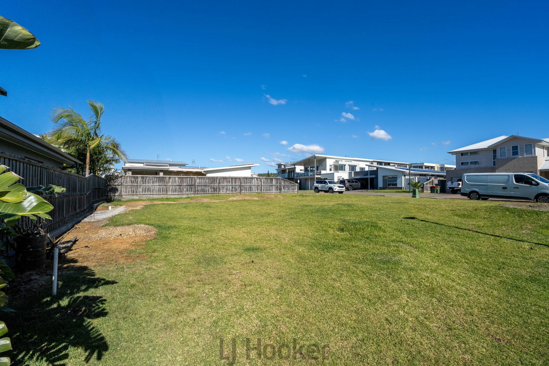 12 Village Grove, CAVES BEACH