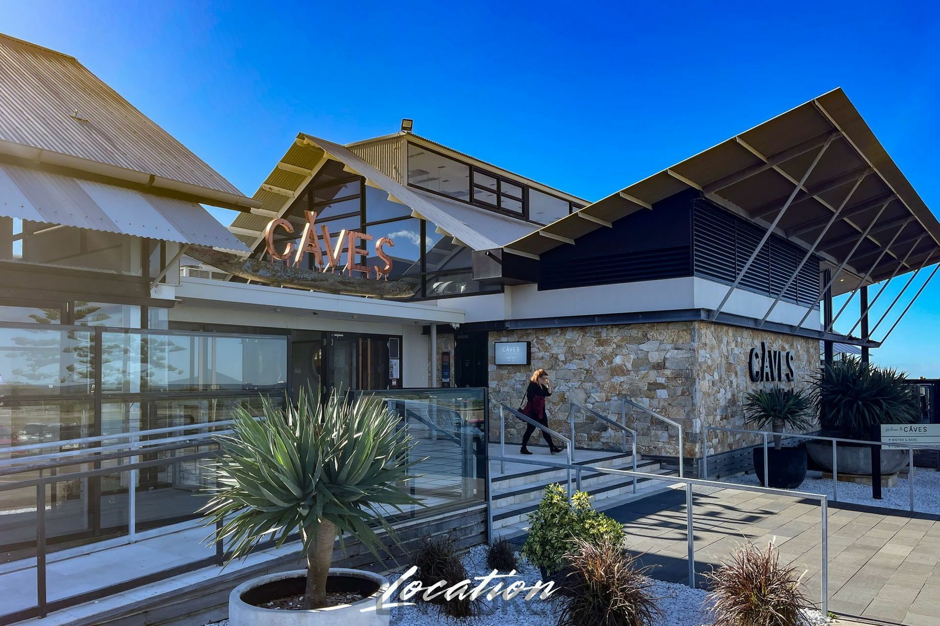 12 Village Grove, CAVES BEACH