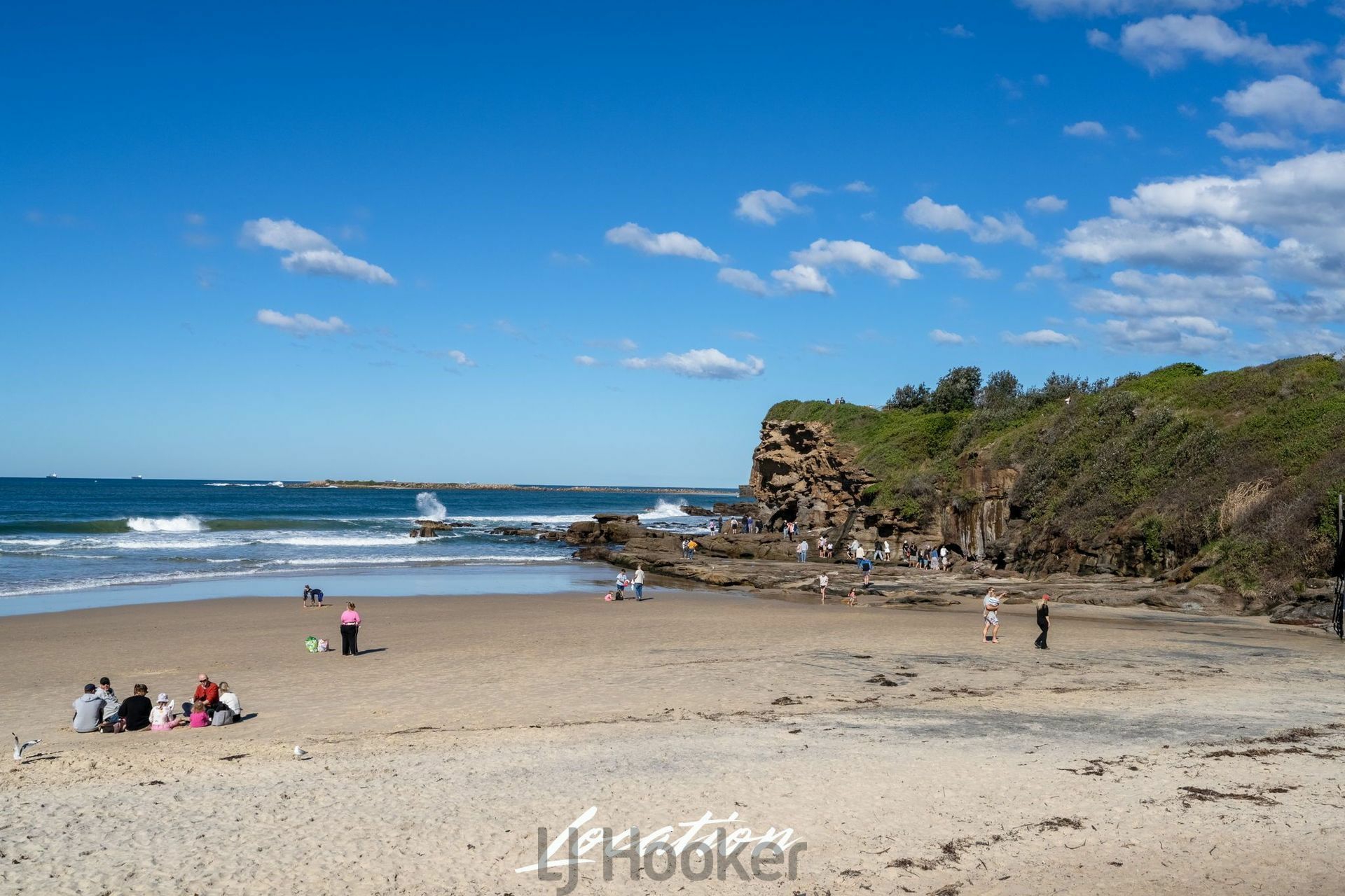 12 Village Grove, CAVES BEACH