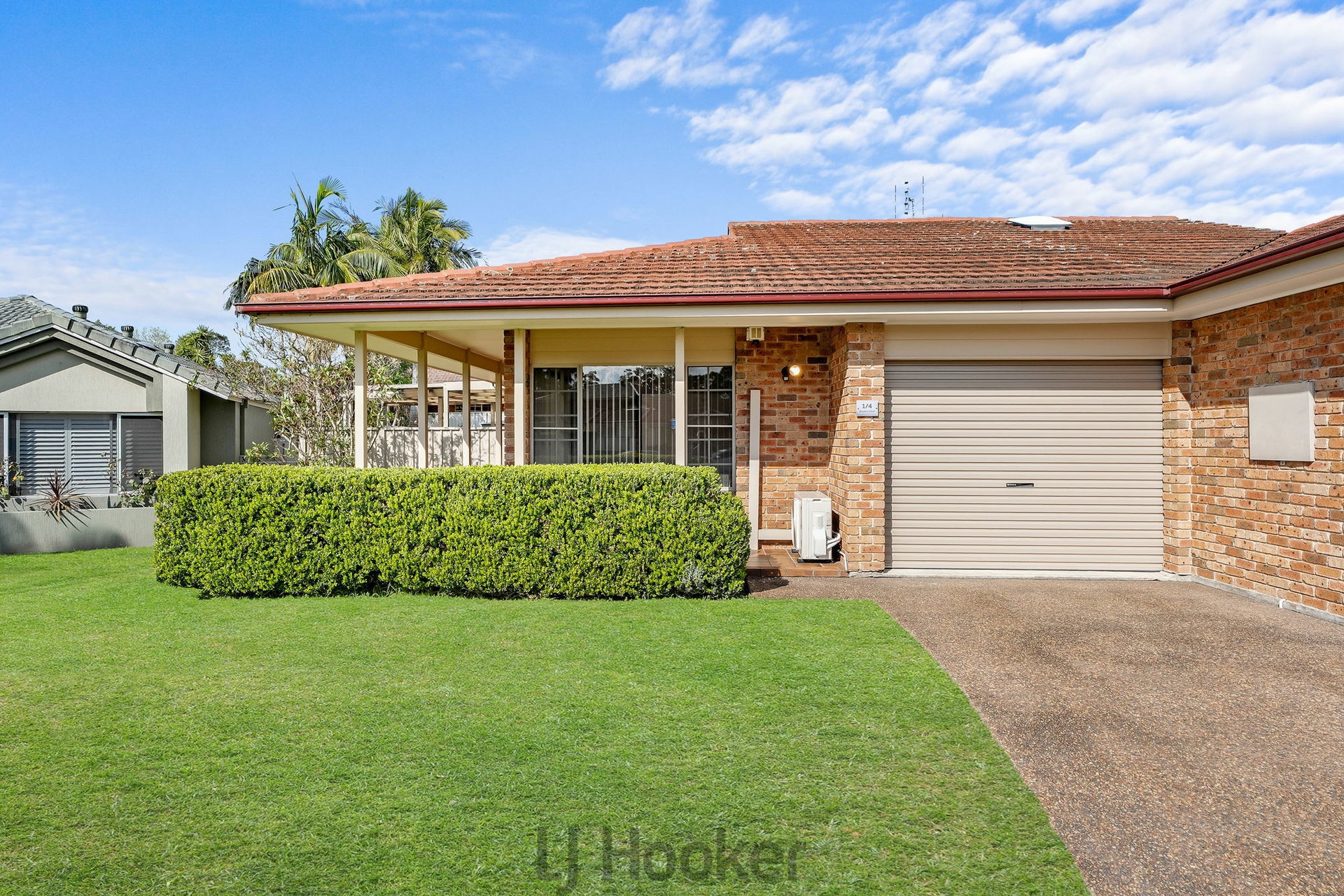 1/4 Windsor Close, VALENTINE
