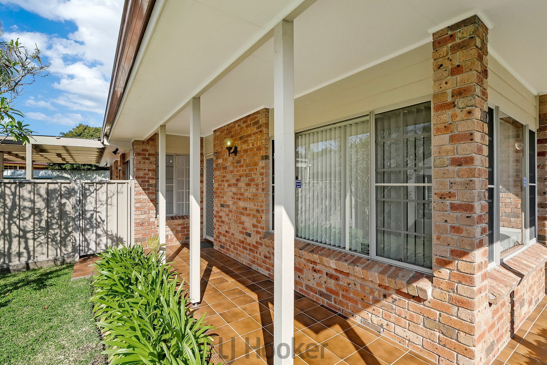 1/4 Windsor Close, VALENTINE