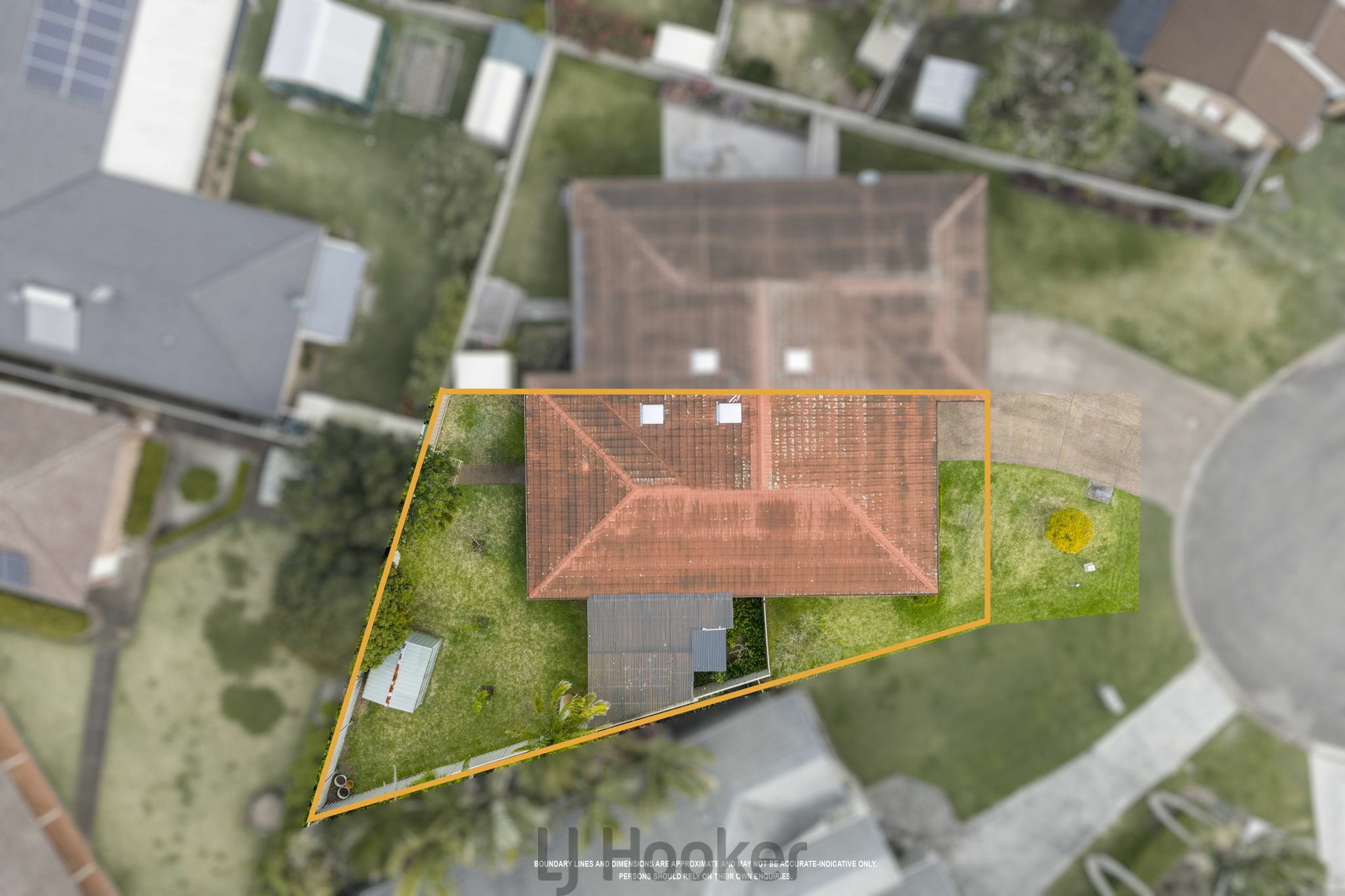 1/4 Windsor Close, VALENTINE