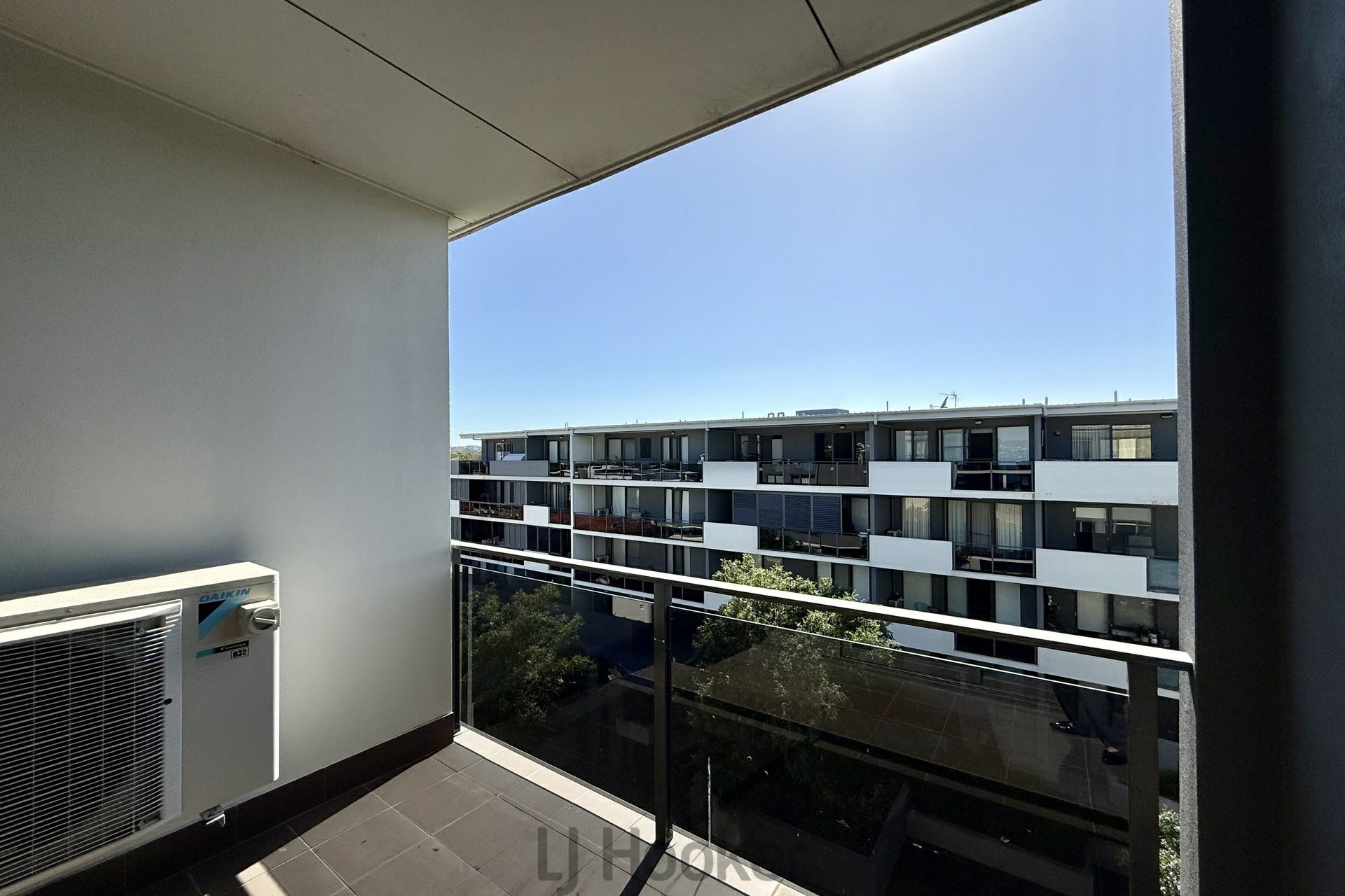 408/571 Pacific Highway Belmont NSW