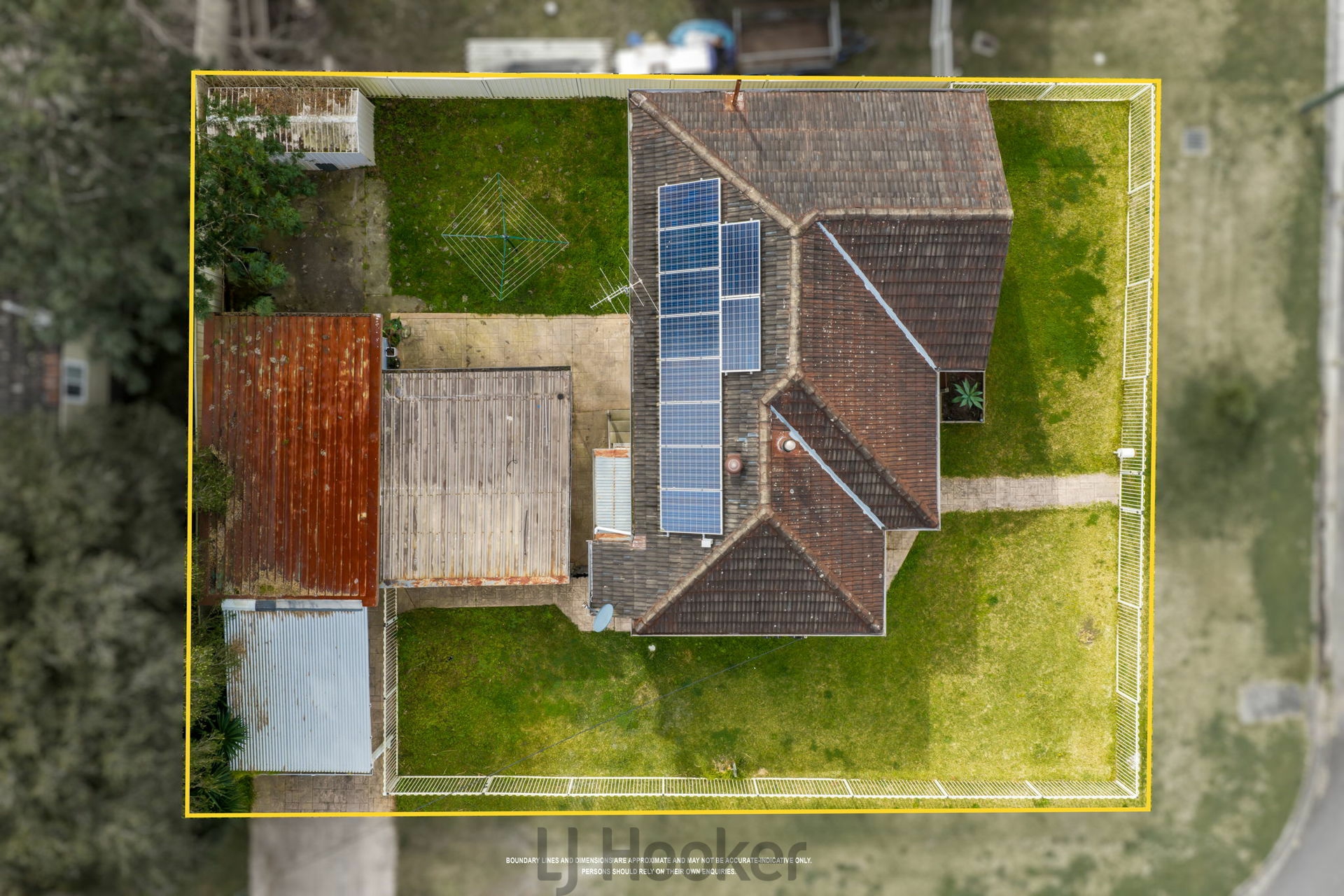 83 Robert Street — photo 12 of 16
