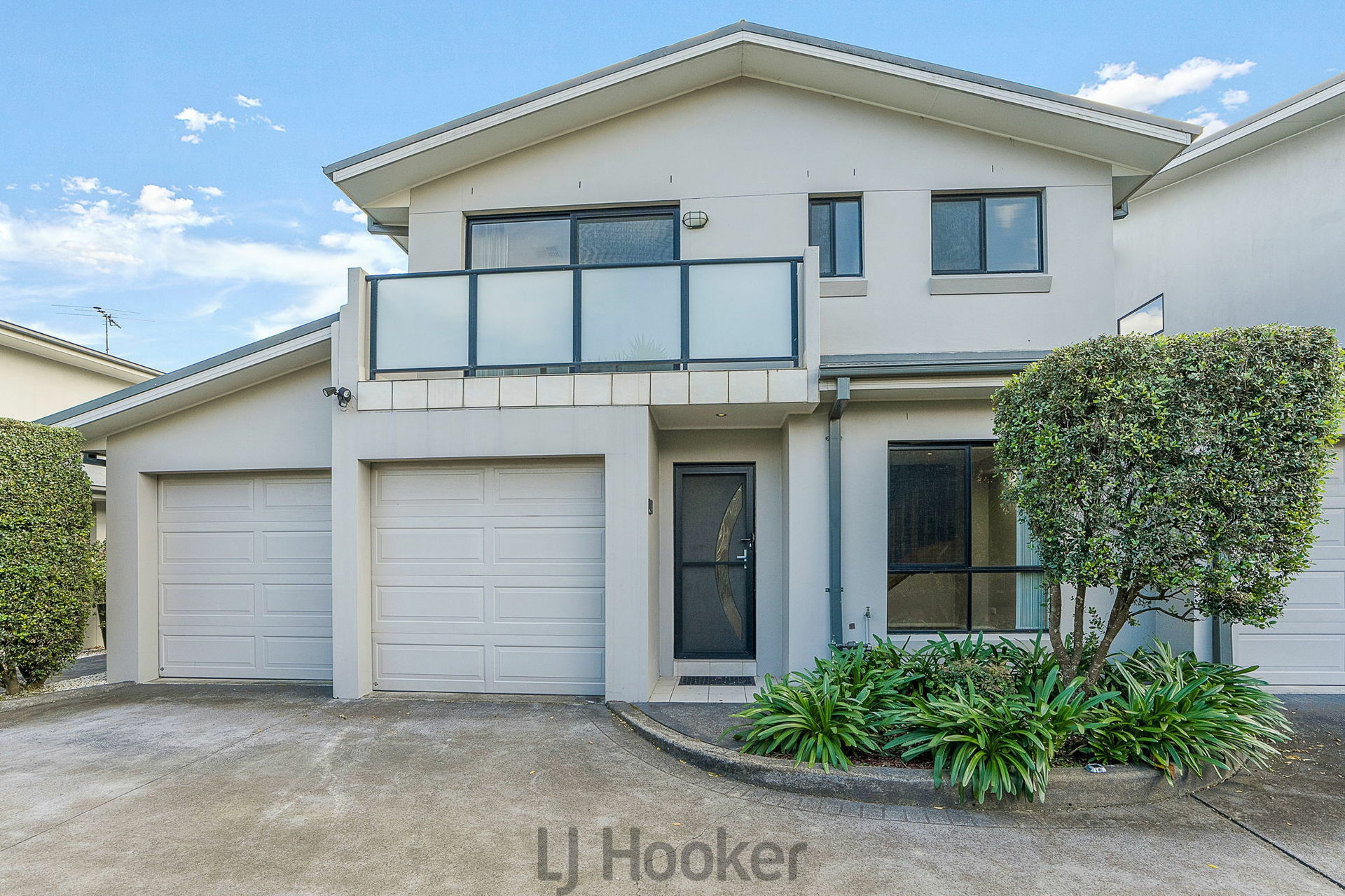 2/11 Sweet Street — photo 2 of 18