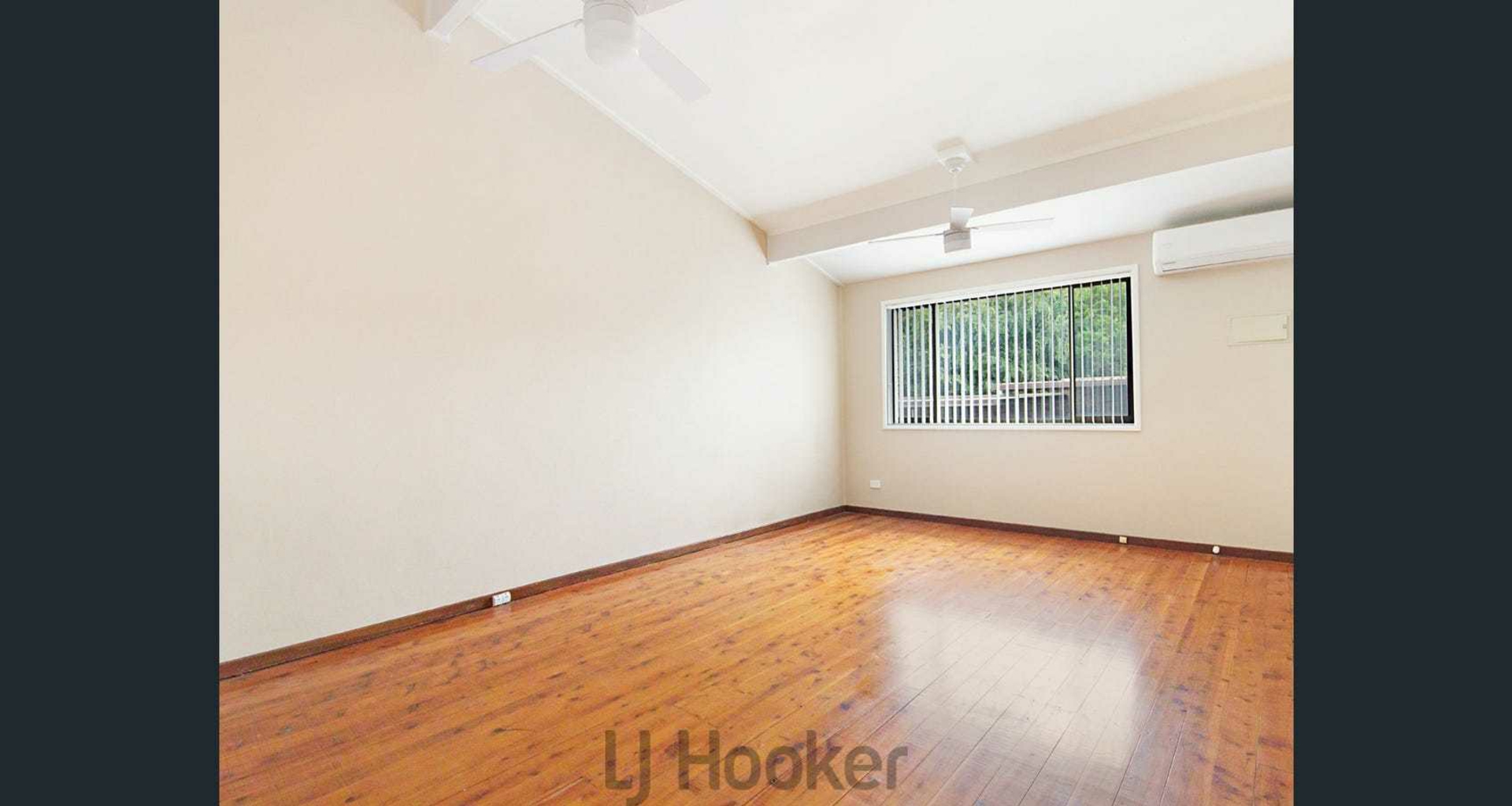 10/10 Saxton Street — photo 2 of 6
