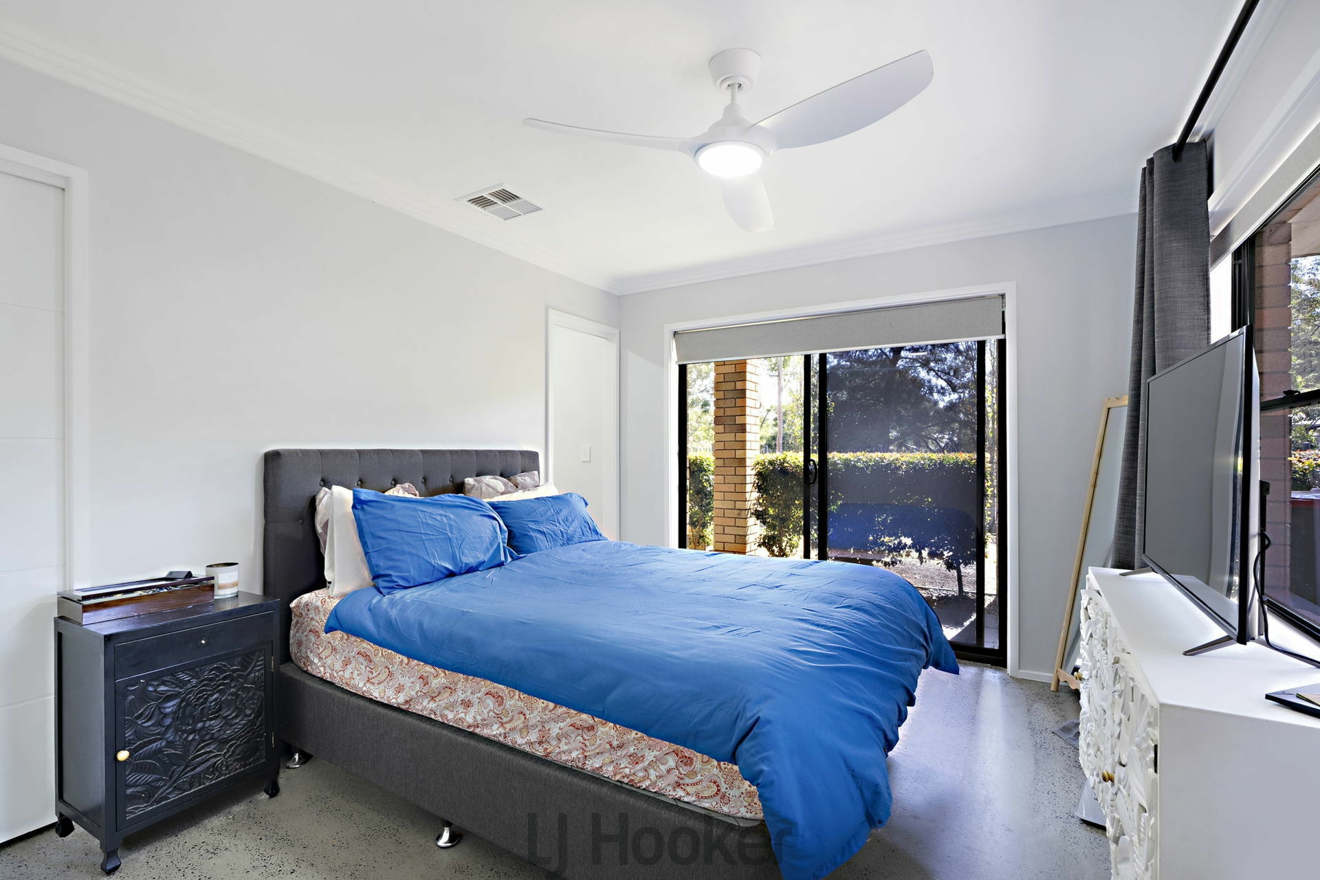 20 Rofe Street — photo 8 of 8