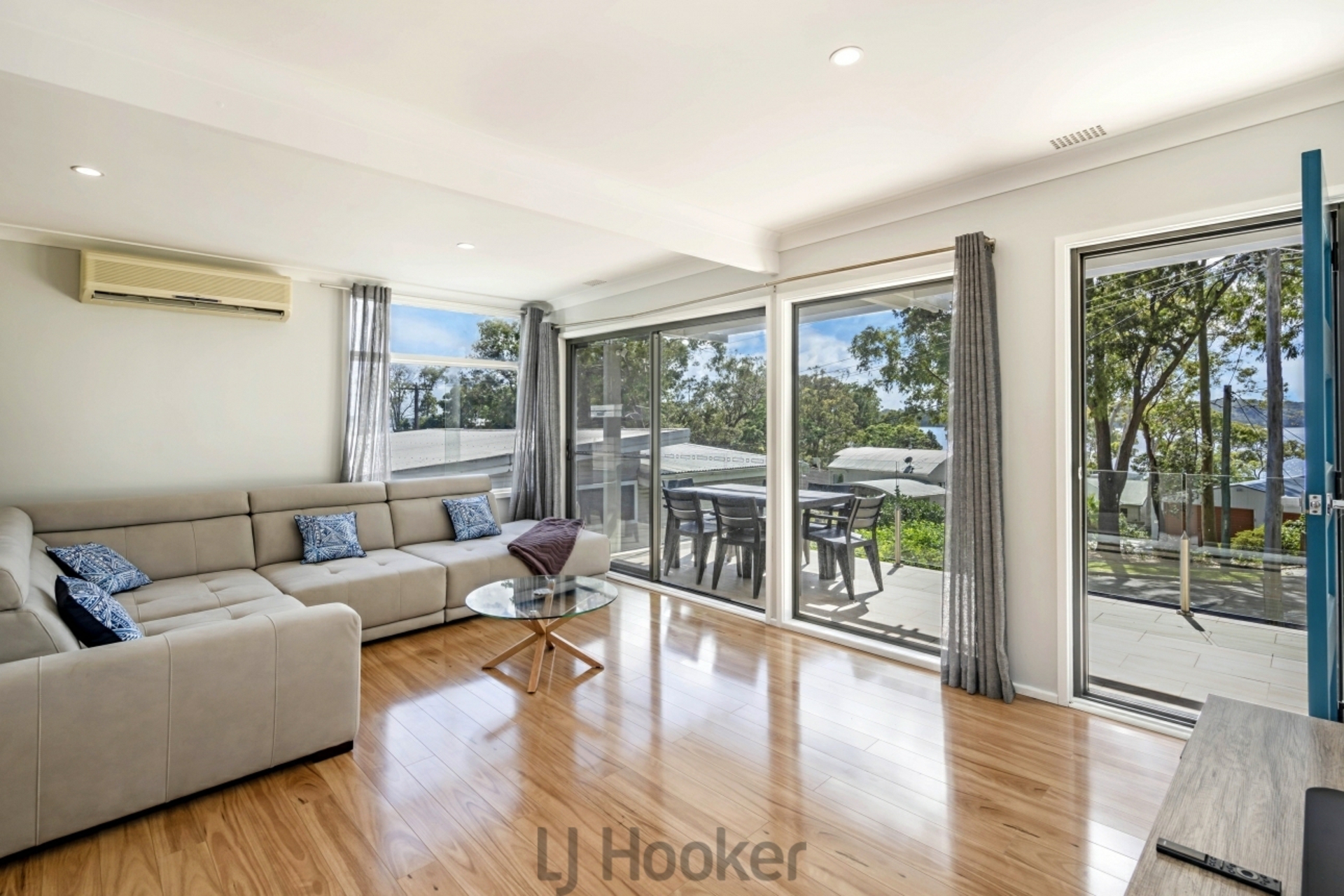 65 Skye Point Road — photo 2 of 15