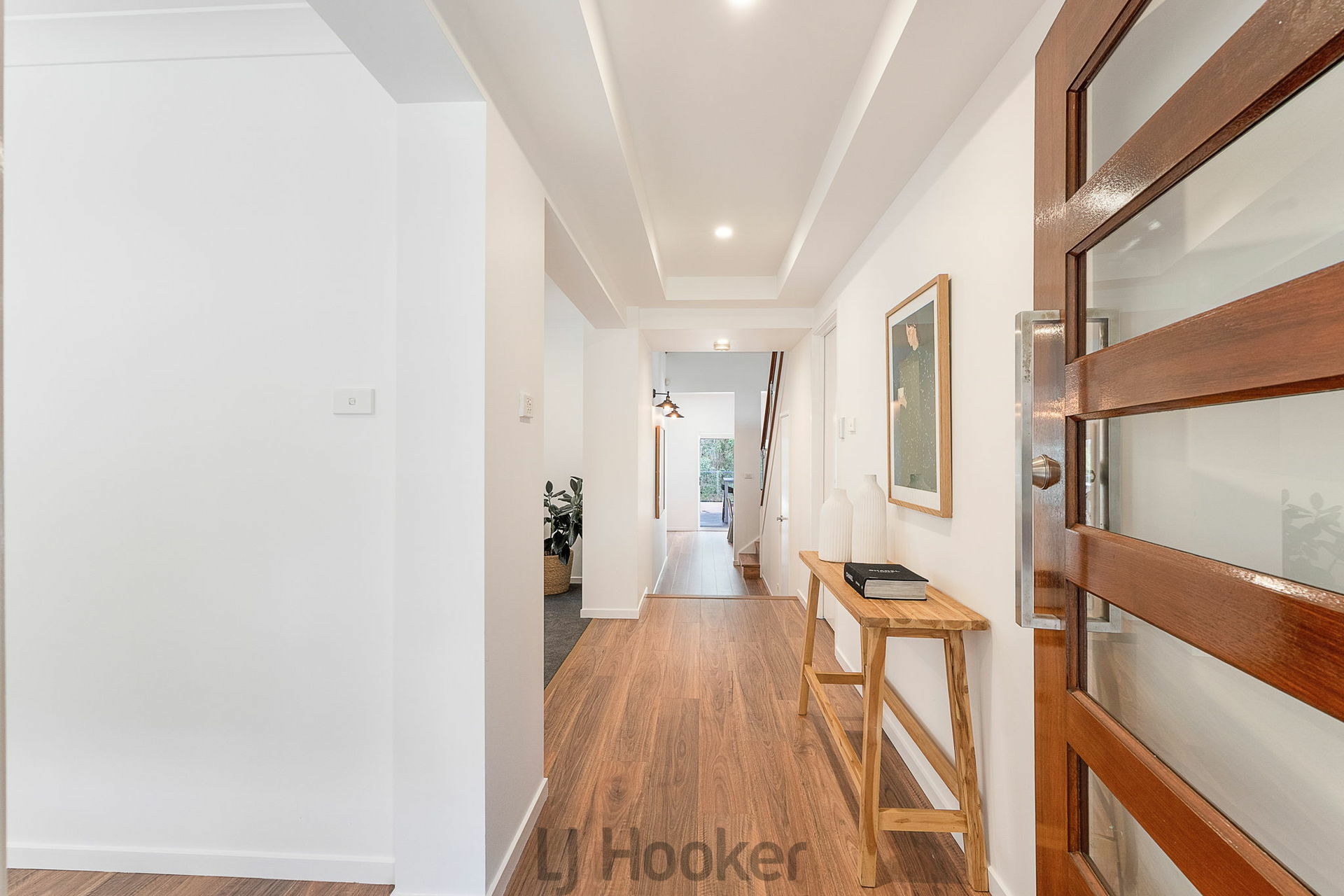 18 The Maindeck — photo 2 of 30
