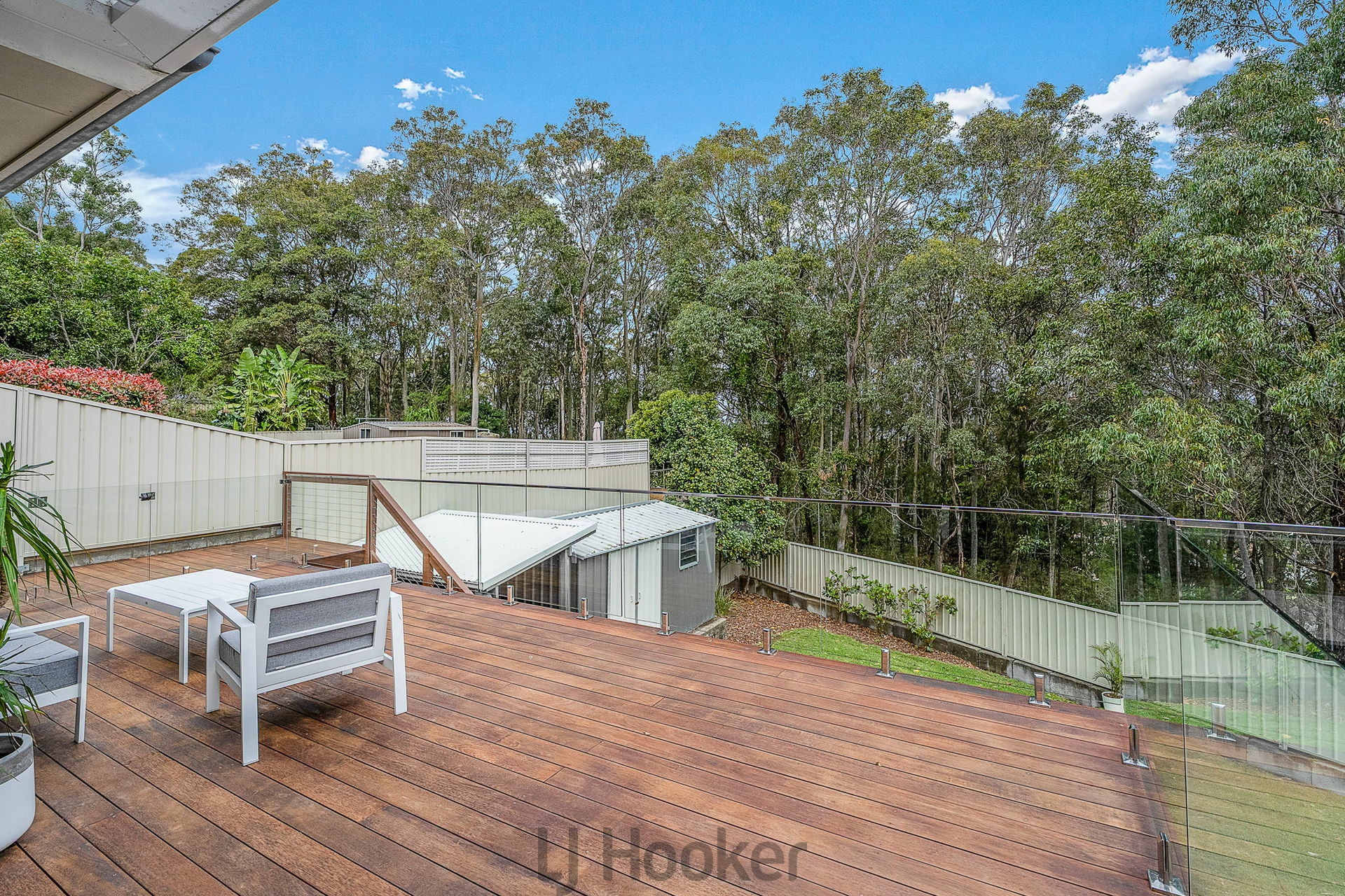 18 The Maindeck — photo 13 of 30