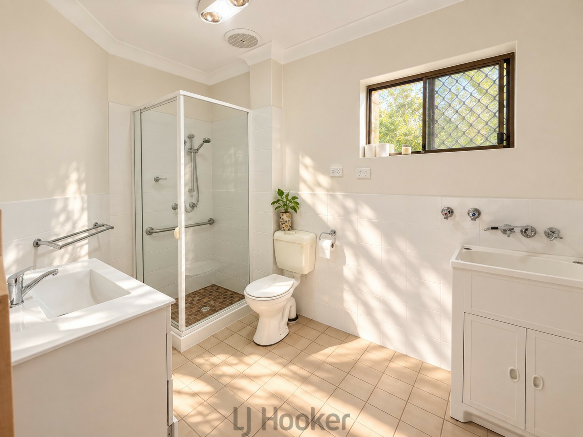 2b/49 Patrick Street — photo 6 of 6