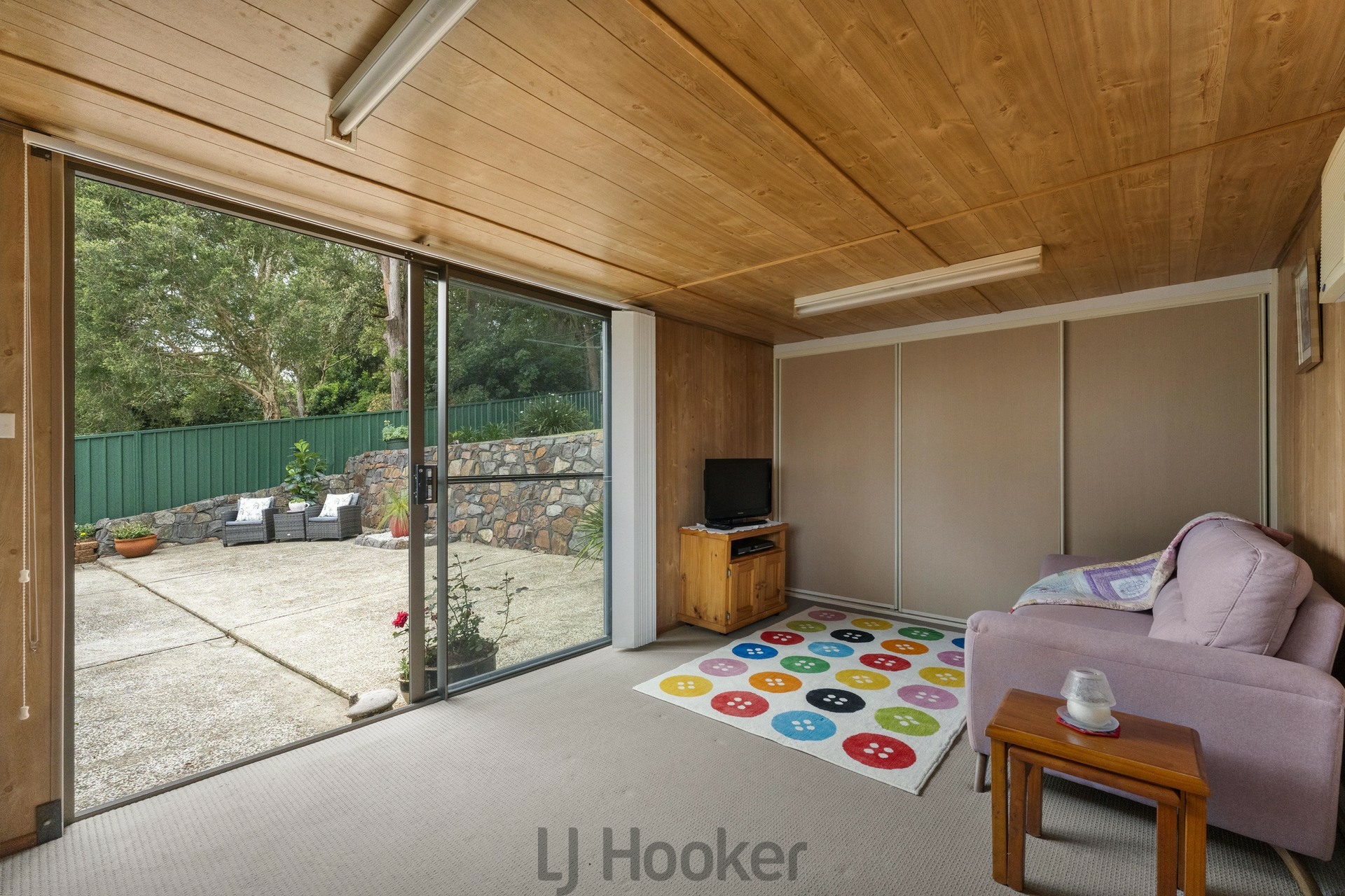 8 McDonald Crescent — photo 13 of 20