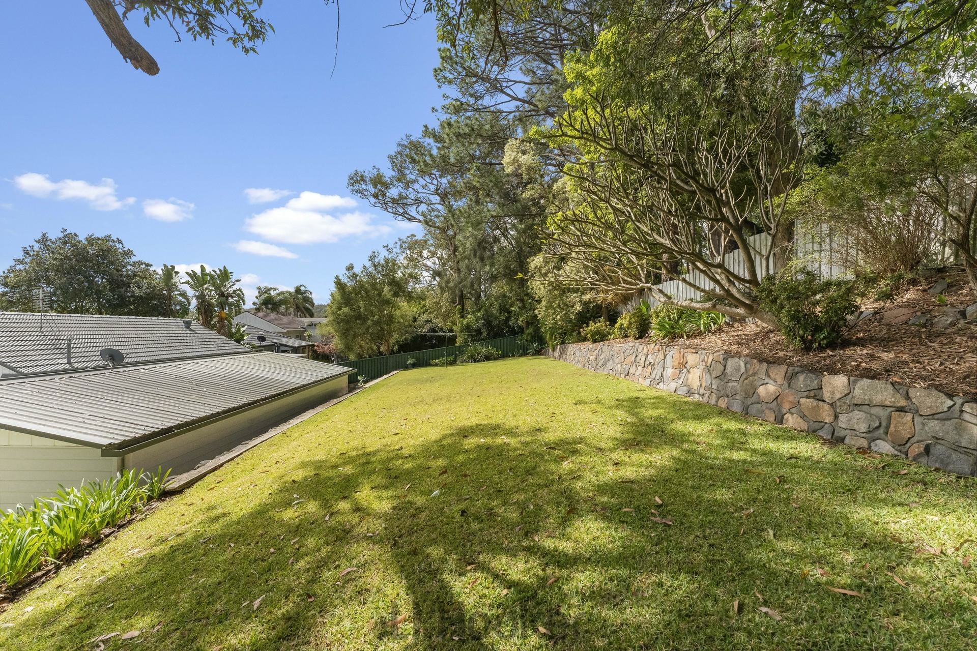 8 McDonald Crescent — photo 17 of 20