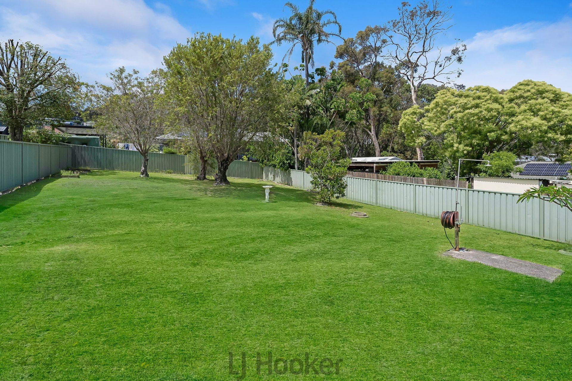 92 Watkins Road — photo 11 of 12