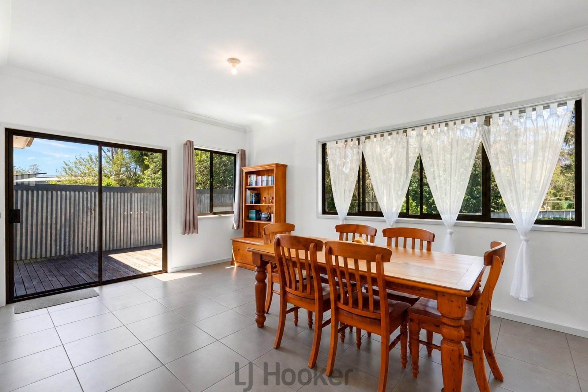 4/11 Charlton Street — photo 8 of 20