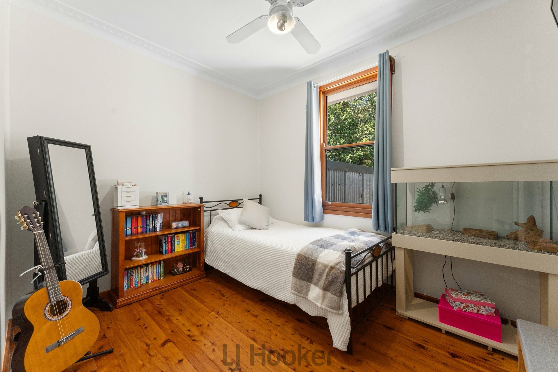 4/11 Charlton Street — photo 11 of 20