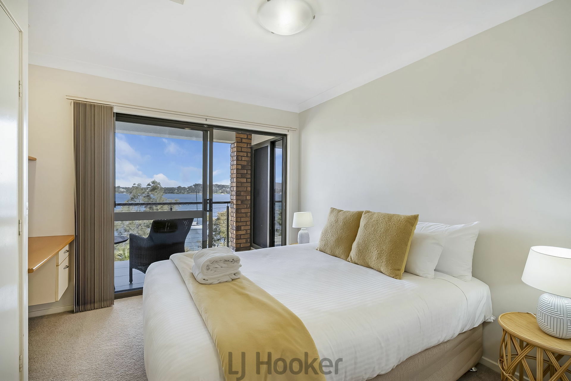 4 Sealand Road — photo 14 of 30