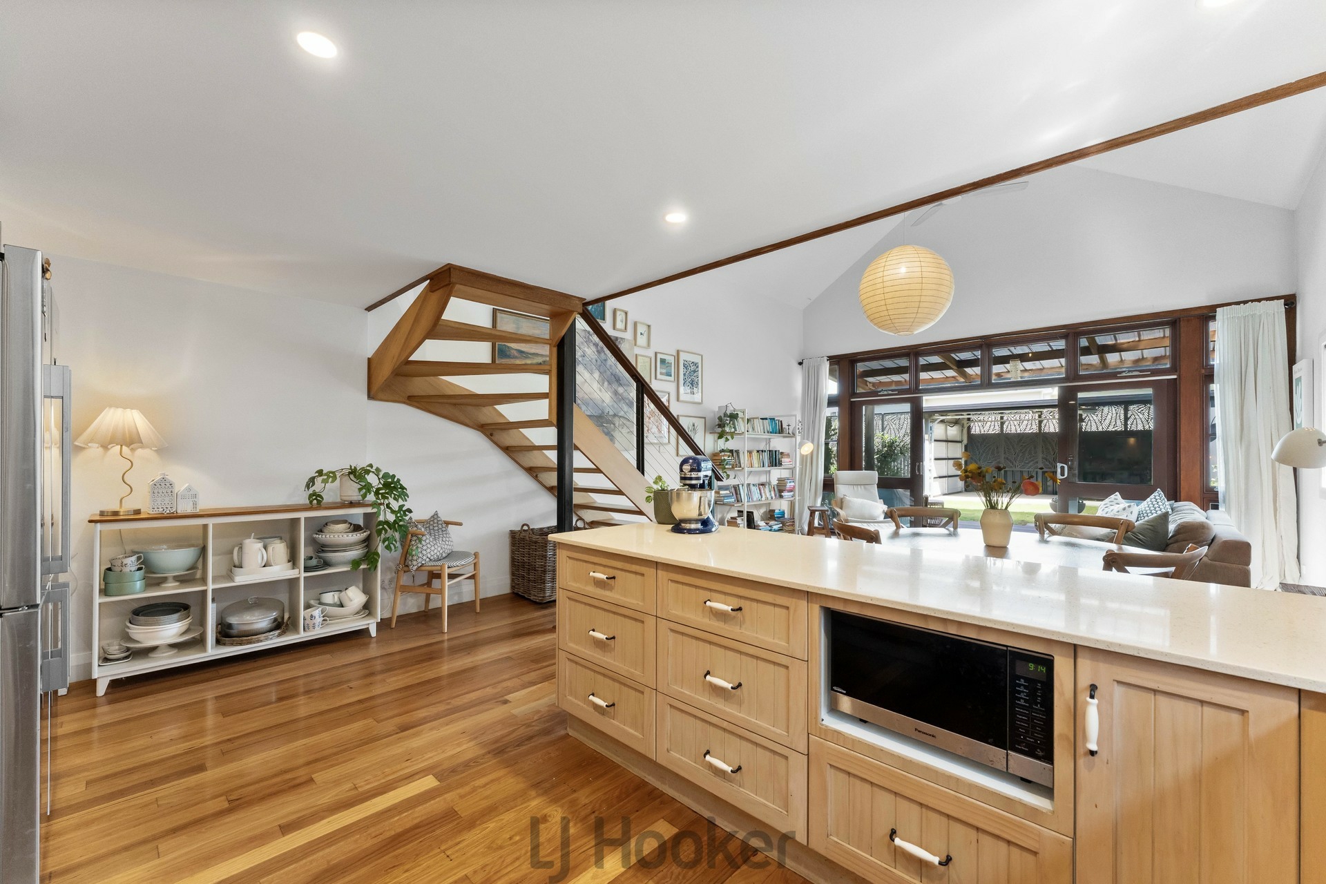 66 Gordon Avenue — photo 7 of 20