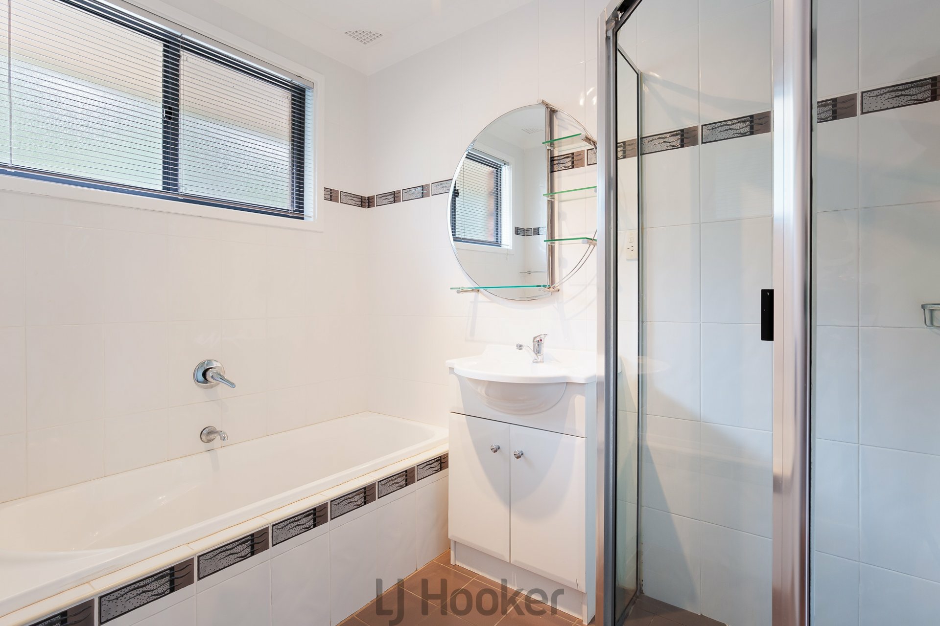 298 Dobell Drive — photo 10 of 17