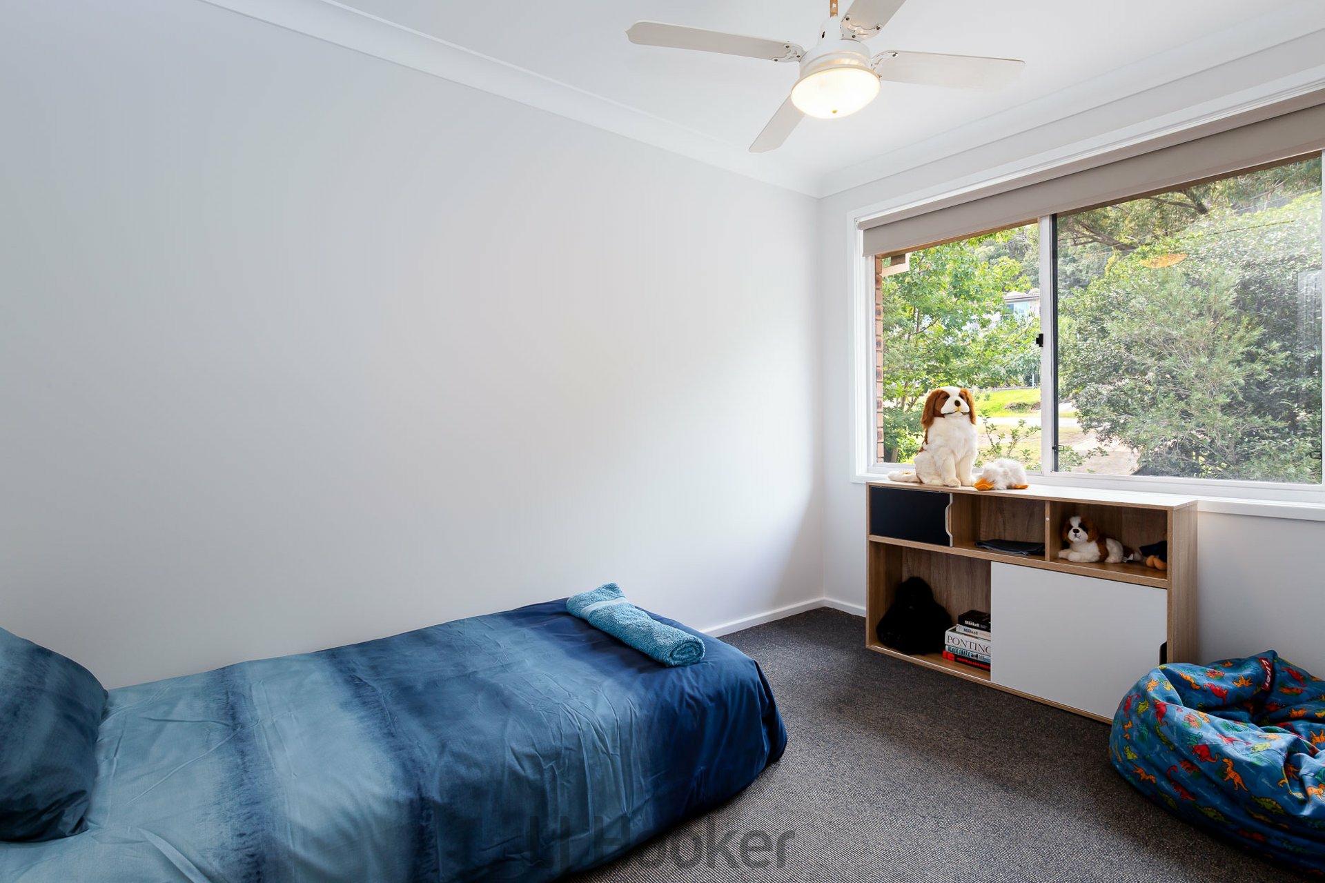 298 Dobell Drive — photo 11 of 17