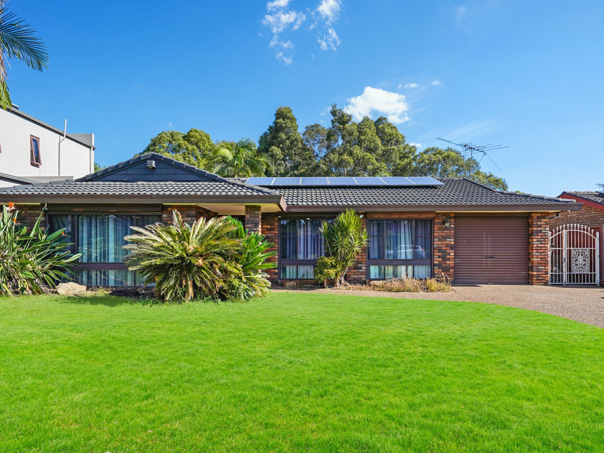 24 Mornington Place, Hinchinbrook