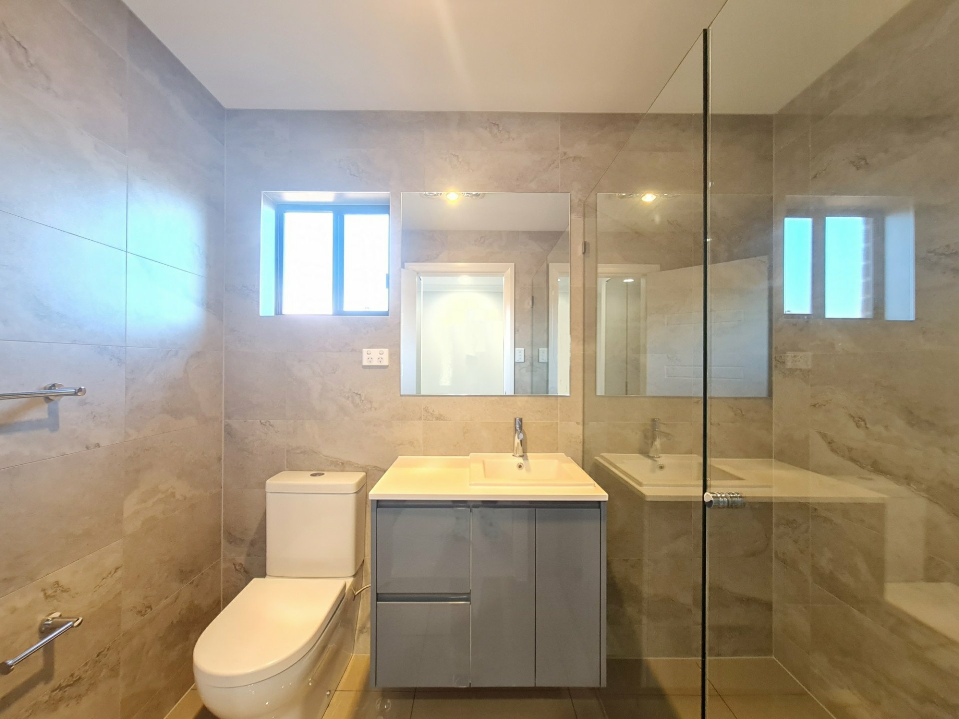 34a Firth Avenue, GREEN VALLEY