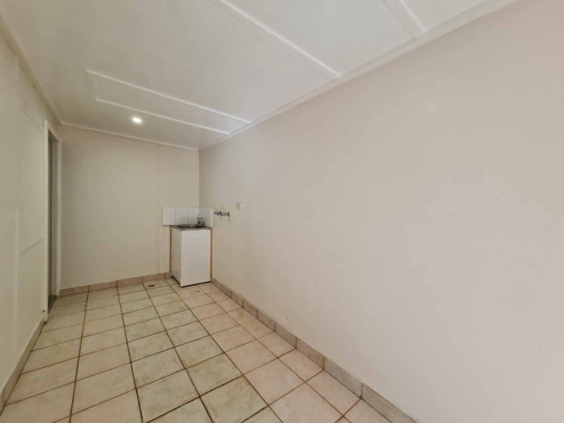 34a Rossiter Street, SMITHFIELD