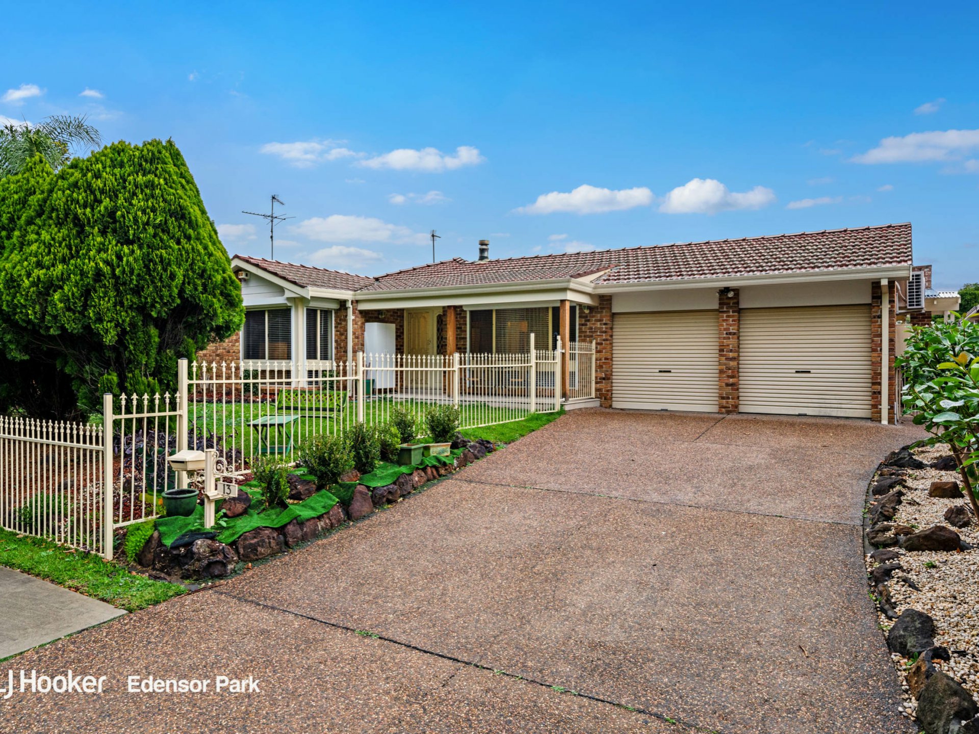 13 Moonlight Road Prairiewood NSW