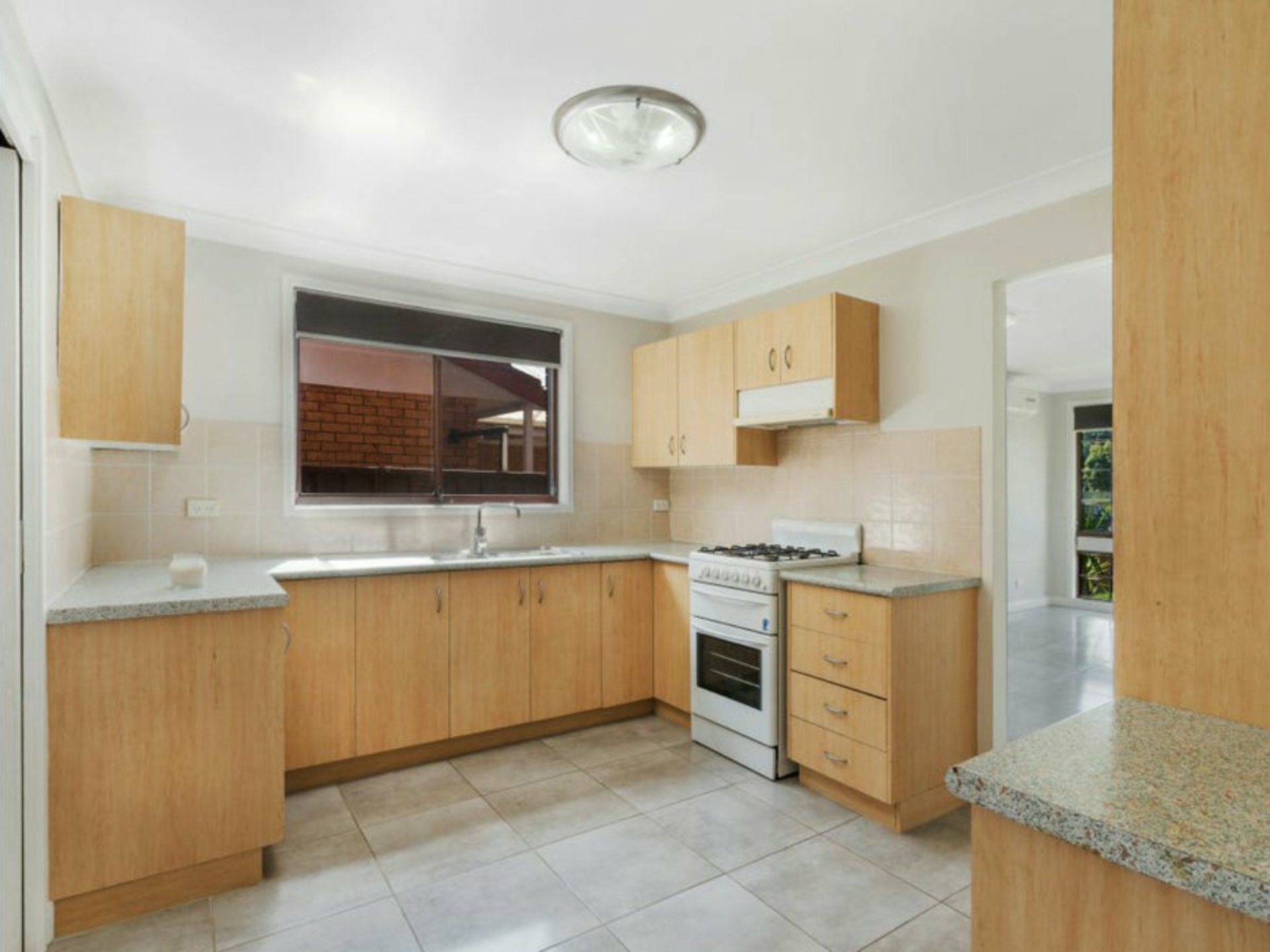 6 Christie Street, PRAIRIEWOOD