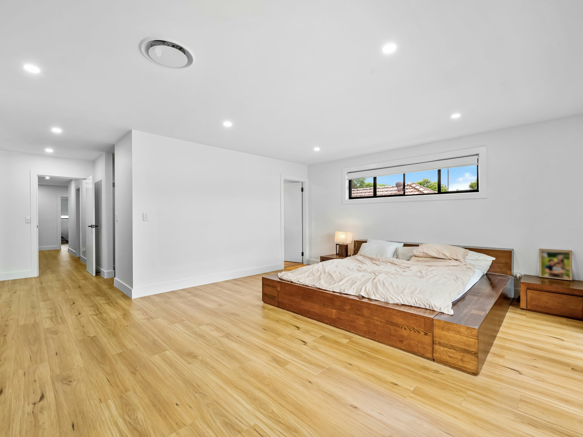 39 Crown — photo 6 of 11