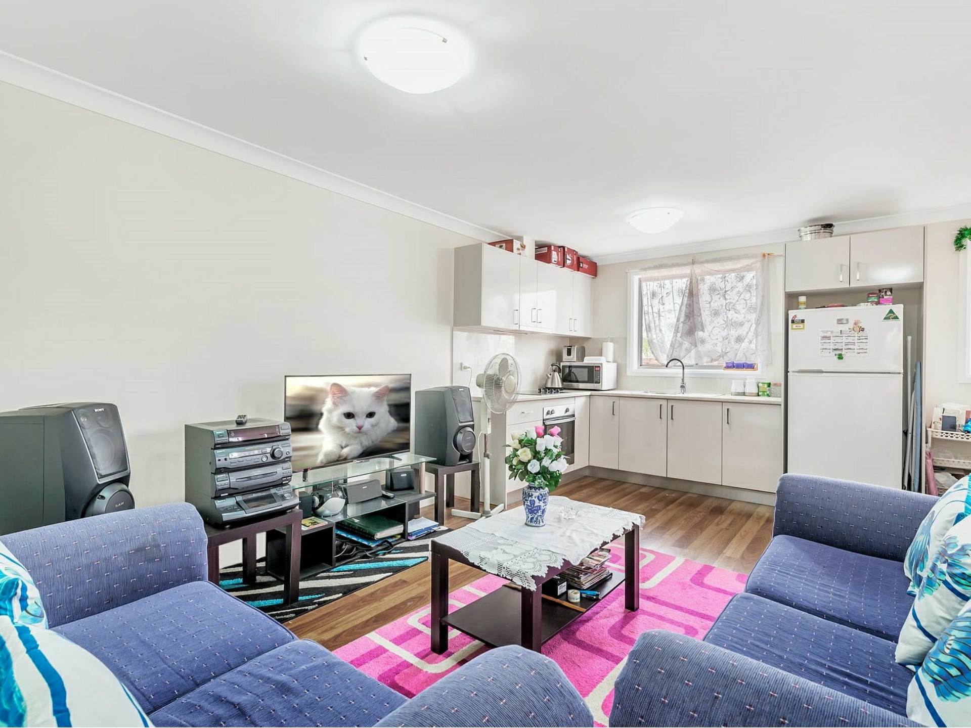 1a Oakwood Place, BUSBY