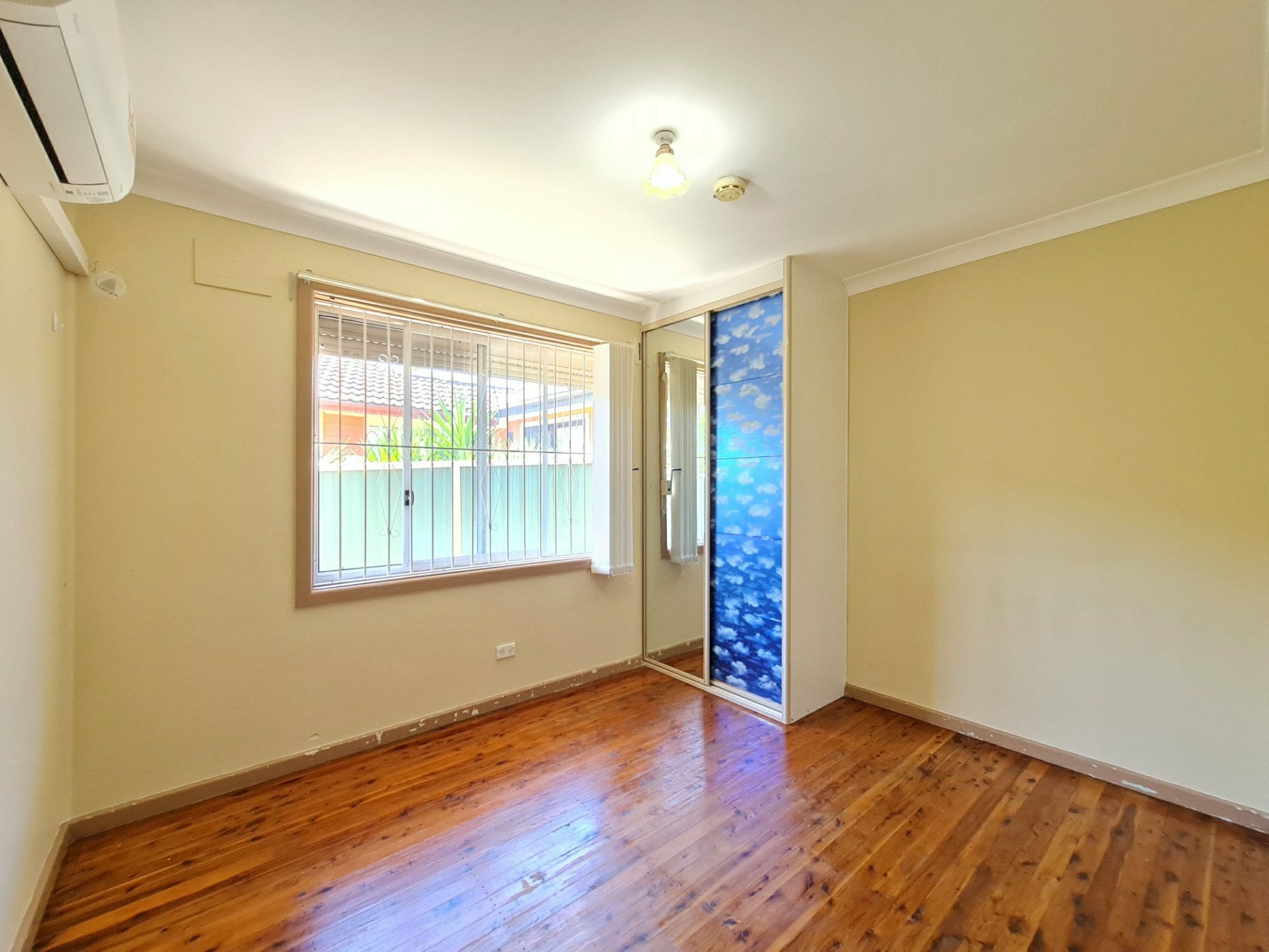 5 Cox Place, MOUNT PRITCHARD