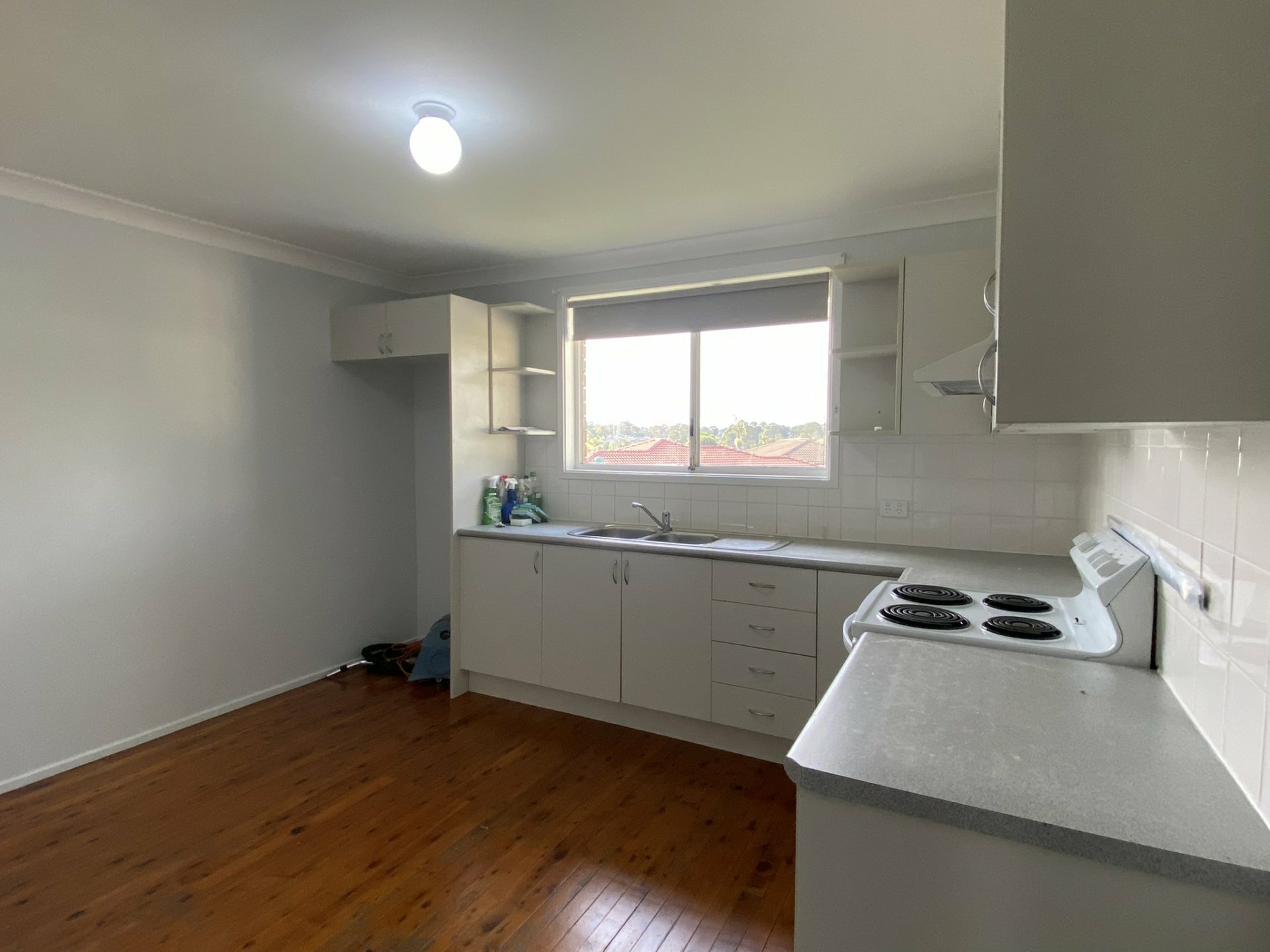 327 North Liverpool Rd, BONNYRIGG HEIGHTS