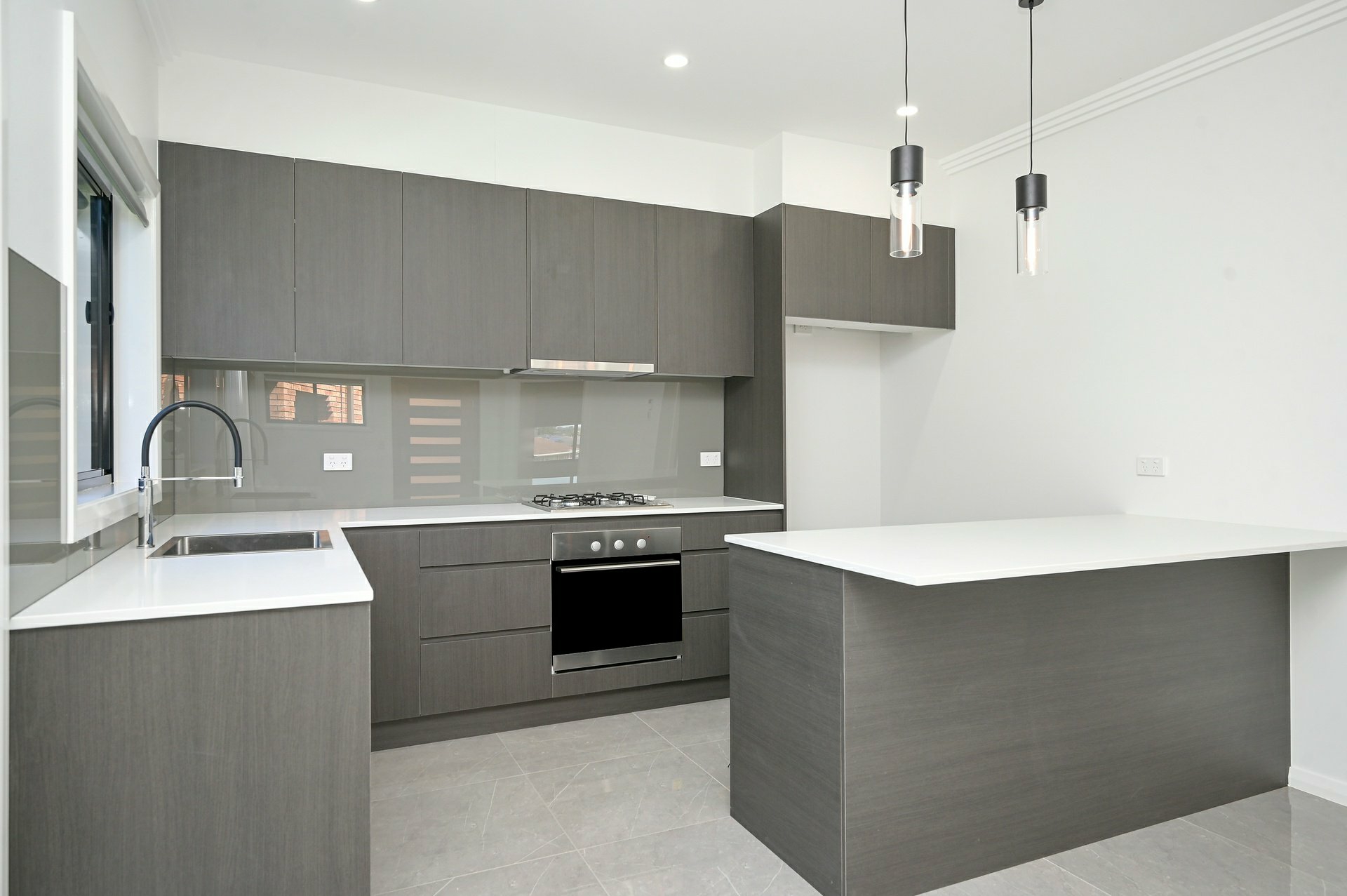 3A Eden Place, BOSSLEY PARK