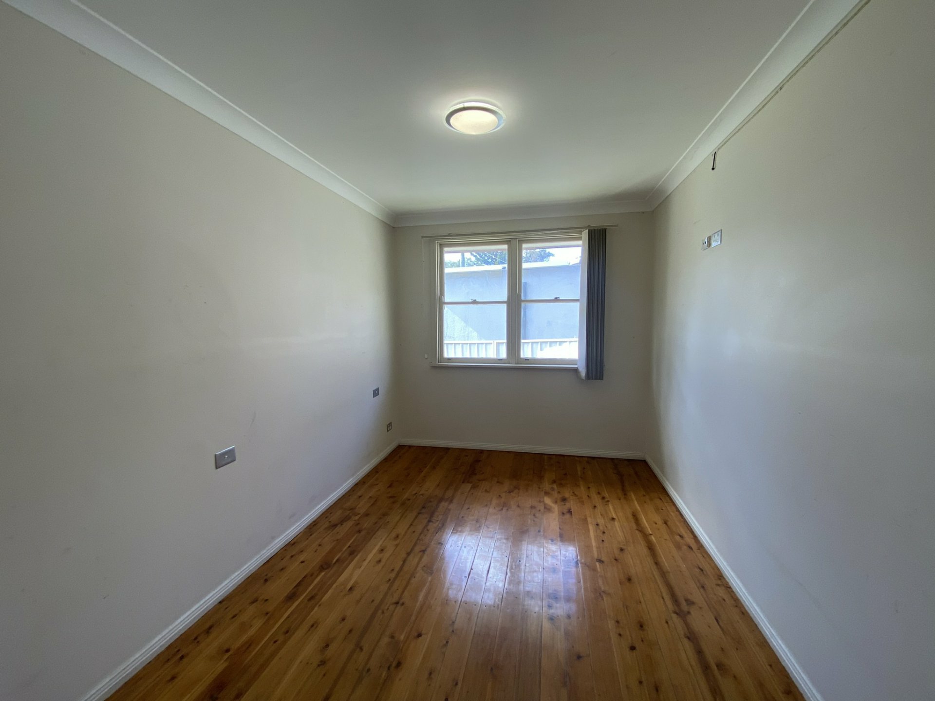 16 Dalkeith Street, BUSBY