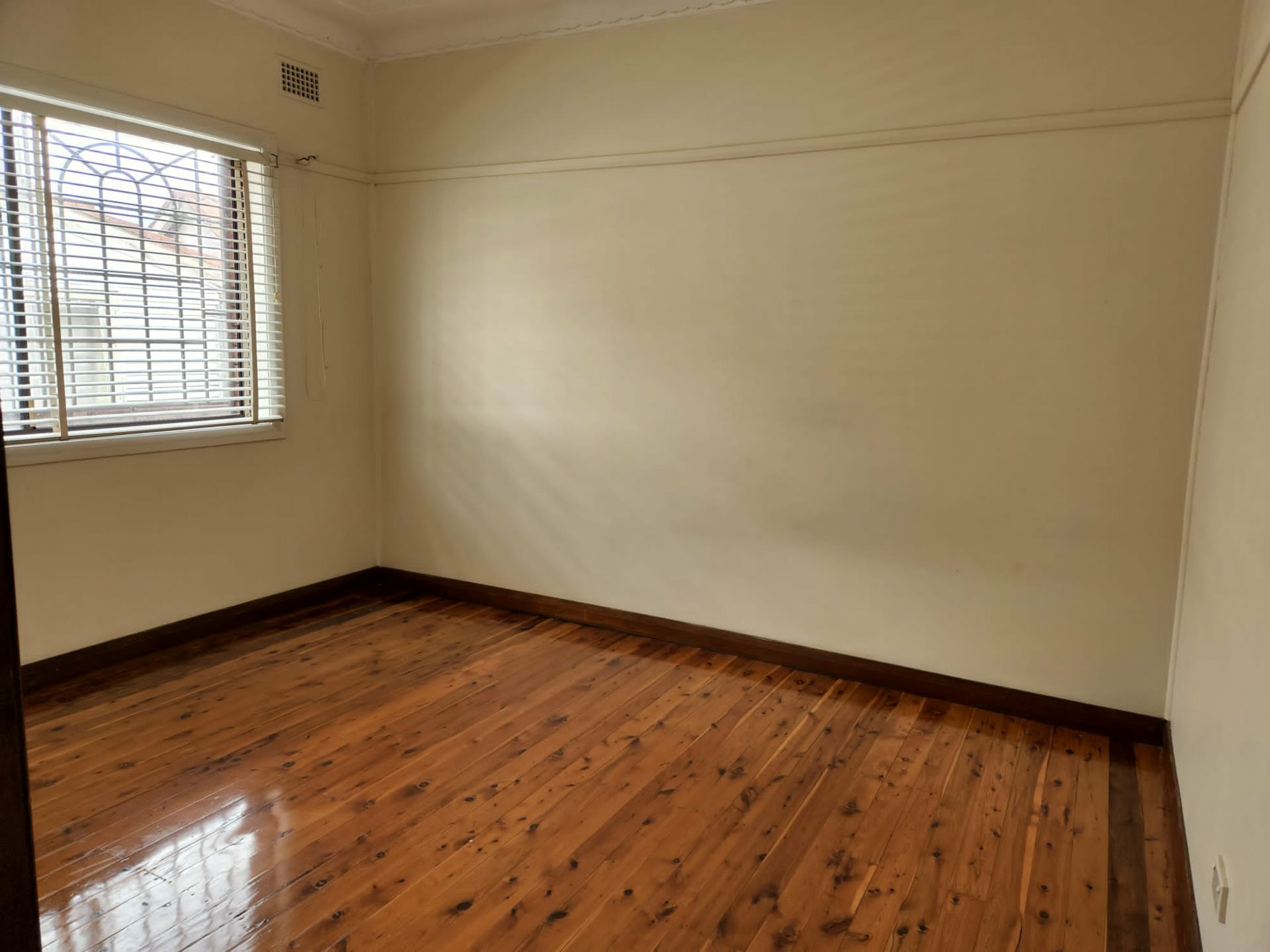 5 Cardigan Road, GREENACRE