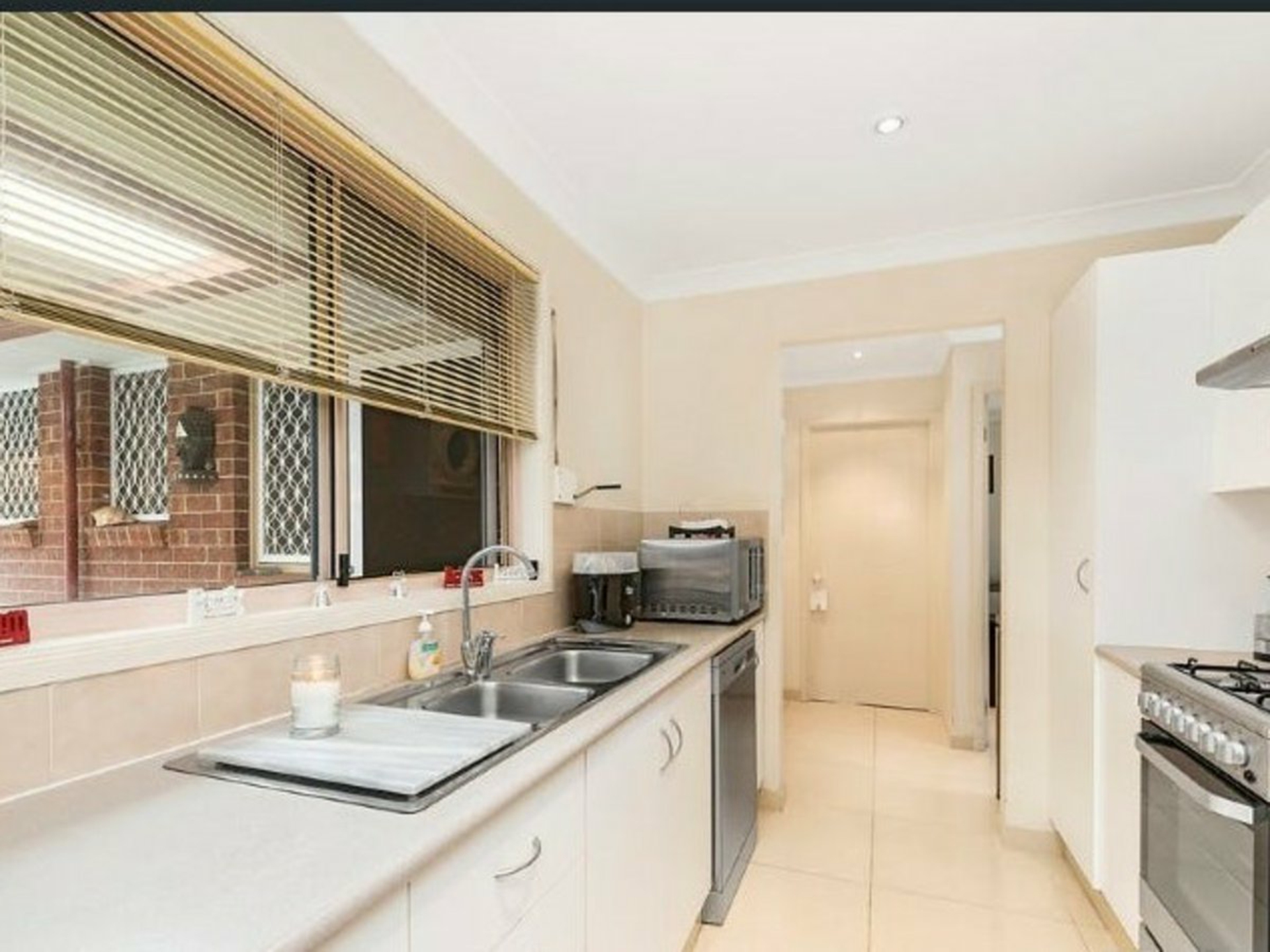 18 Brindabella Drive, HORNINGSEA PARK