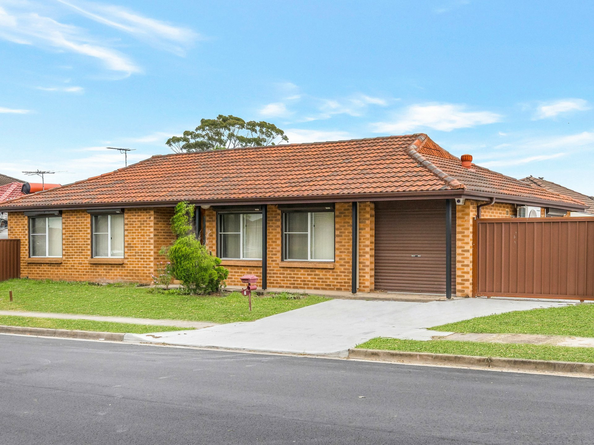 1 Lyell Street, BOSSLEY PARK