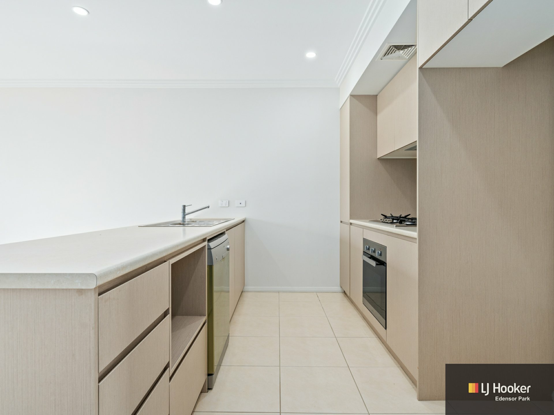 9 Satinwood Crescent, BONNYRIGG