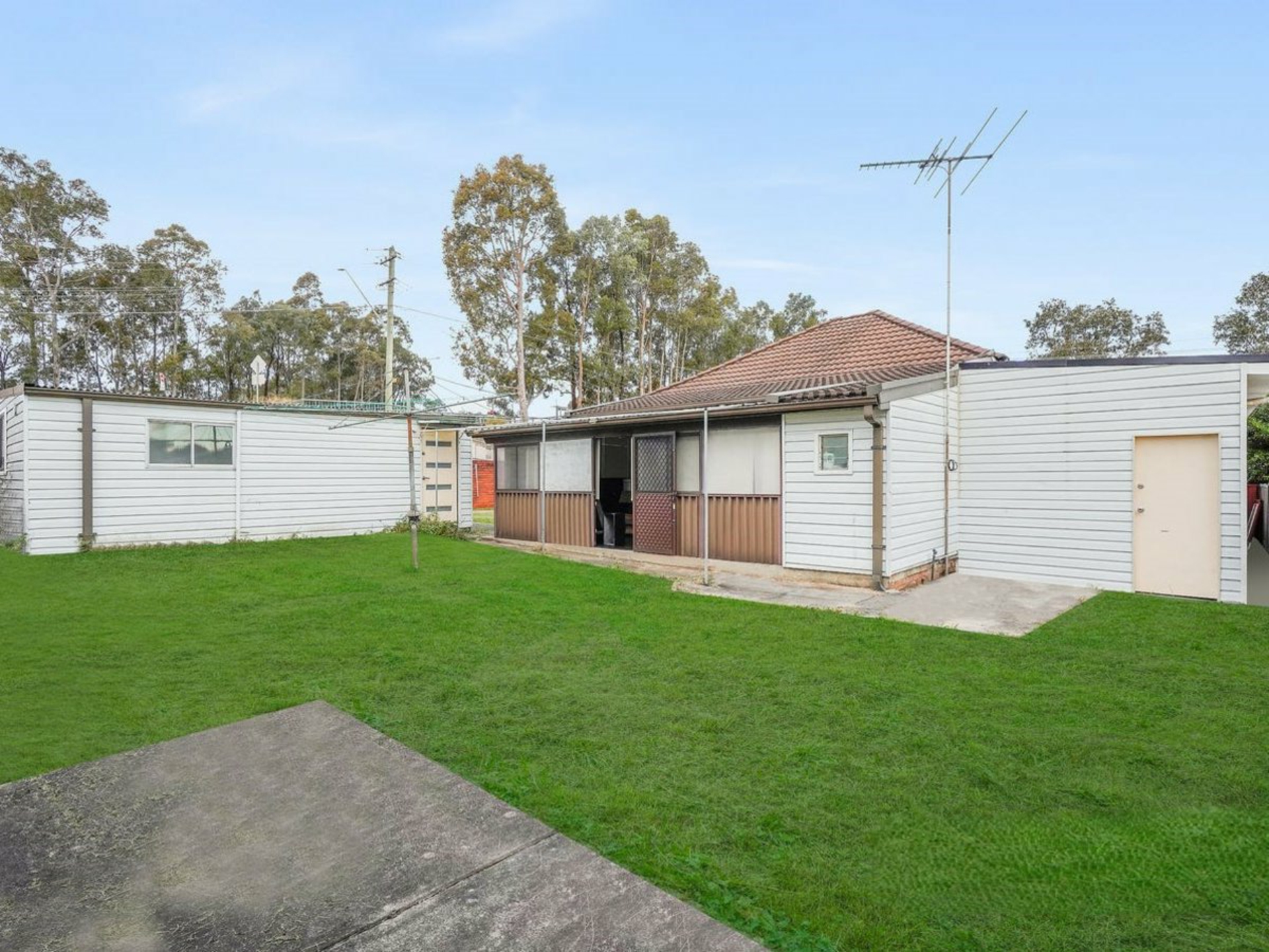203 River Avenue, CARRAMAR
