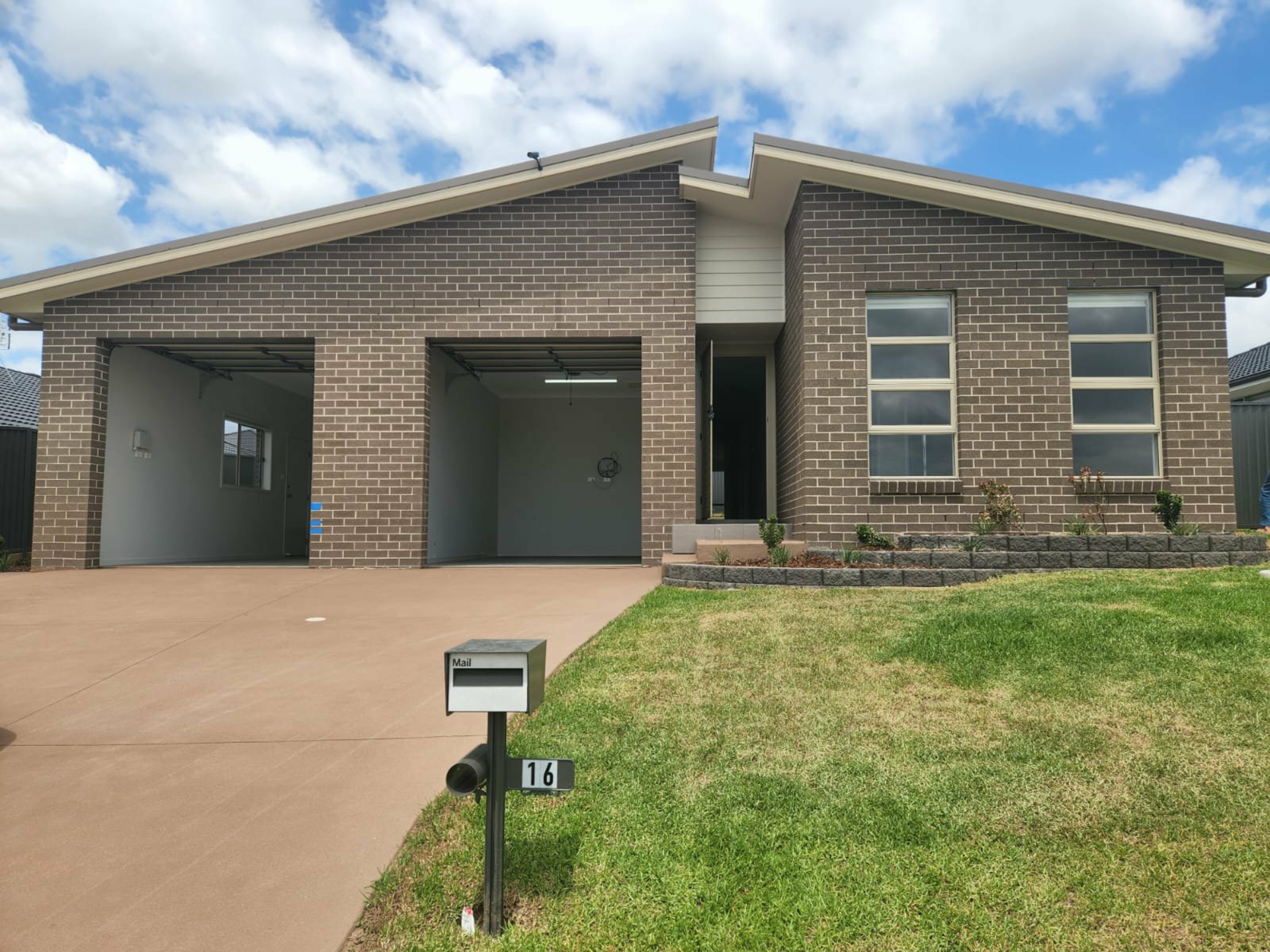 16 Duguid Street, FARLEY