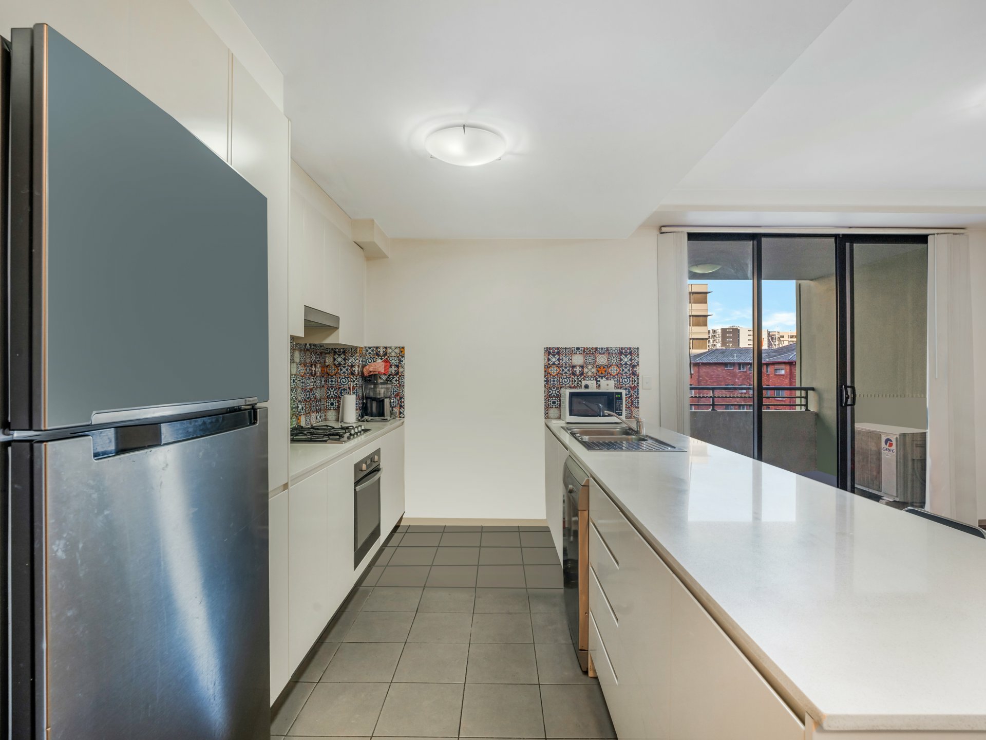 Unit 102/69-73 Elizabeth Drive — photo 5 of 17