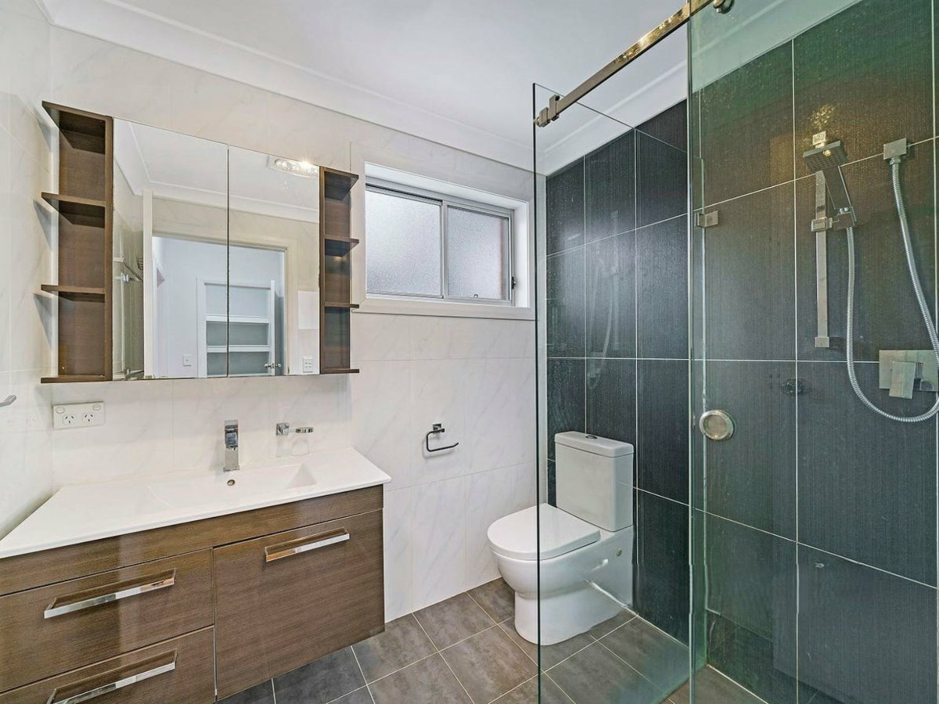 24A Quest Avenue, CARRAMAR