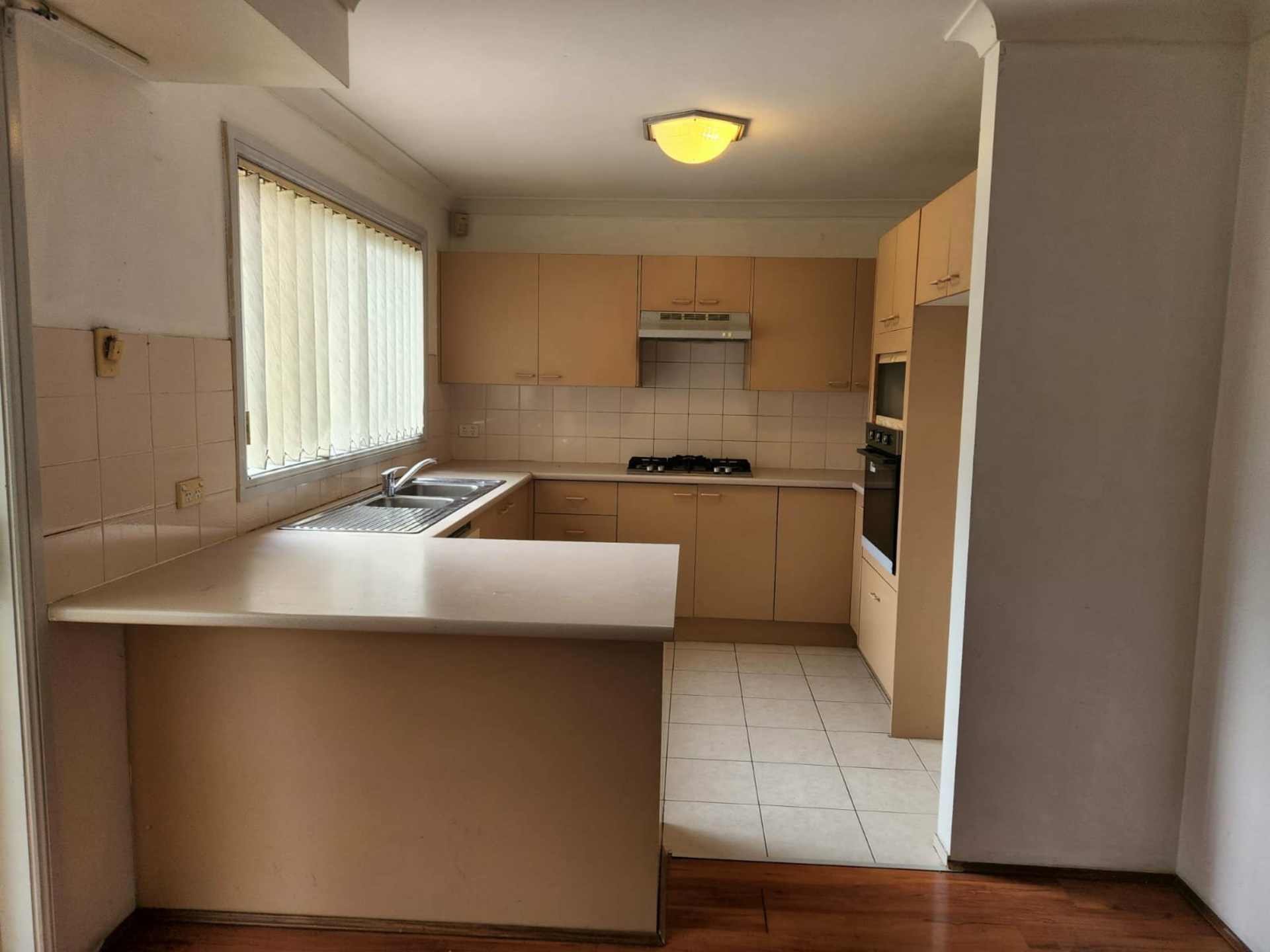 2/116 Lord Howe Drive, HINCHINBROOK