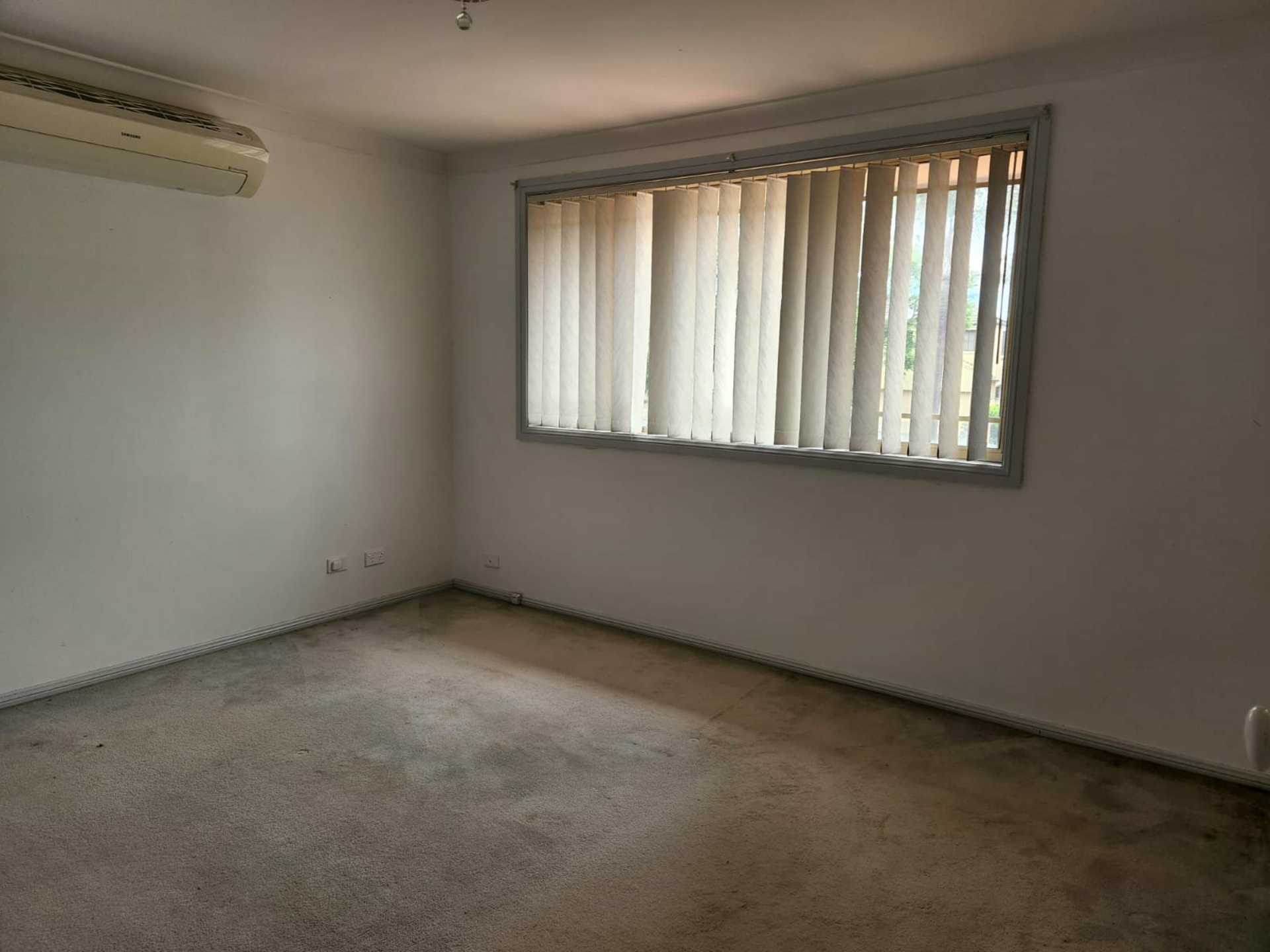 2/116 Lord Howe Drive, HINCHINBROOK