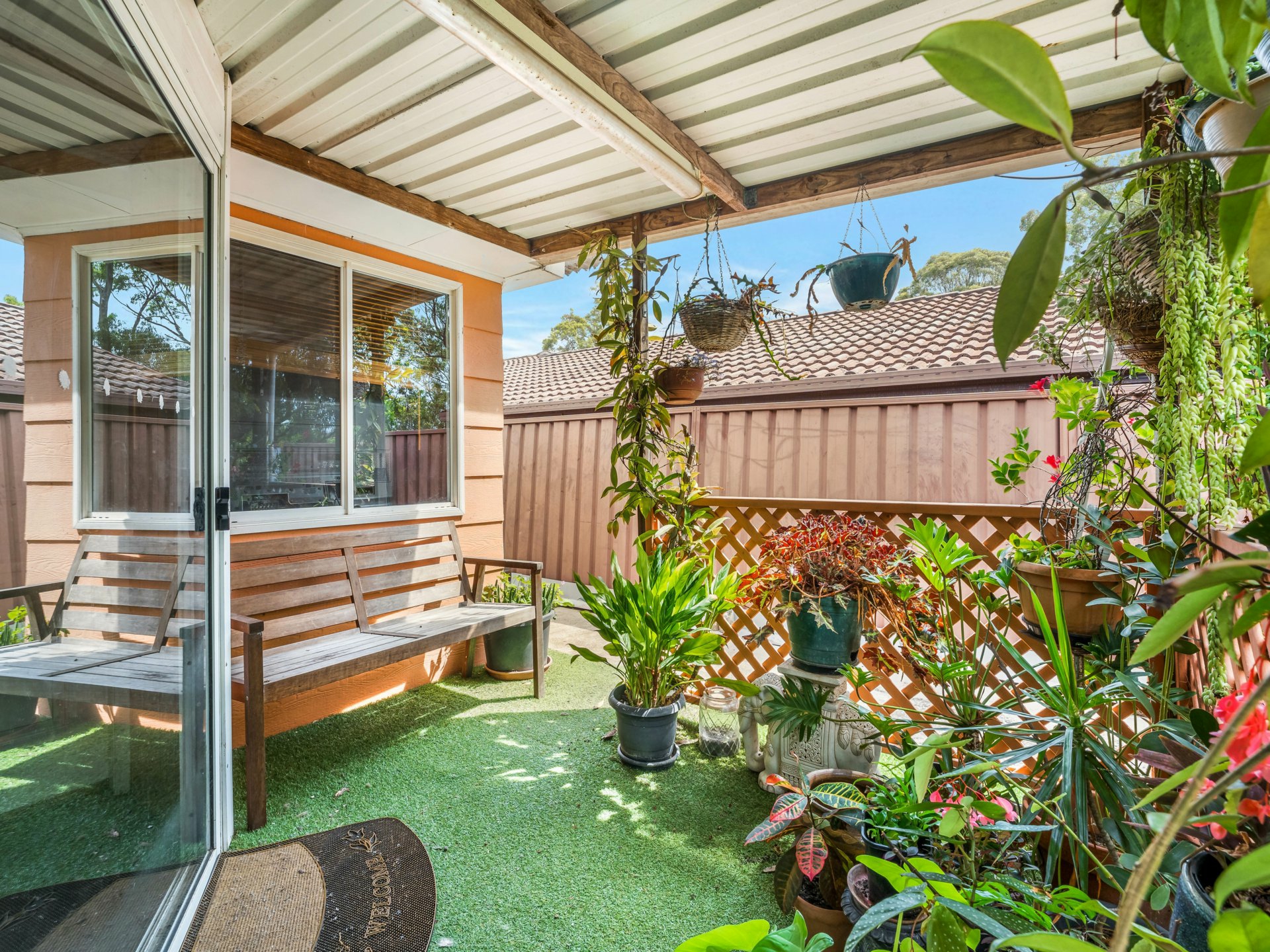 8 Holst Close — photo 11 of 14